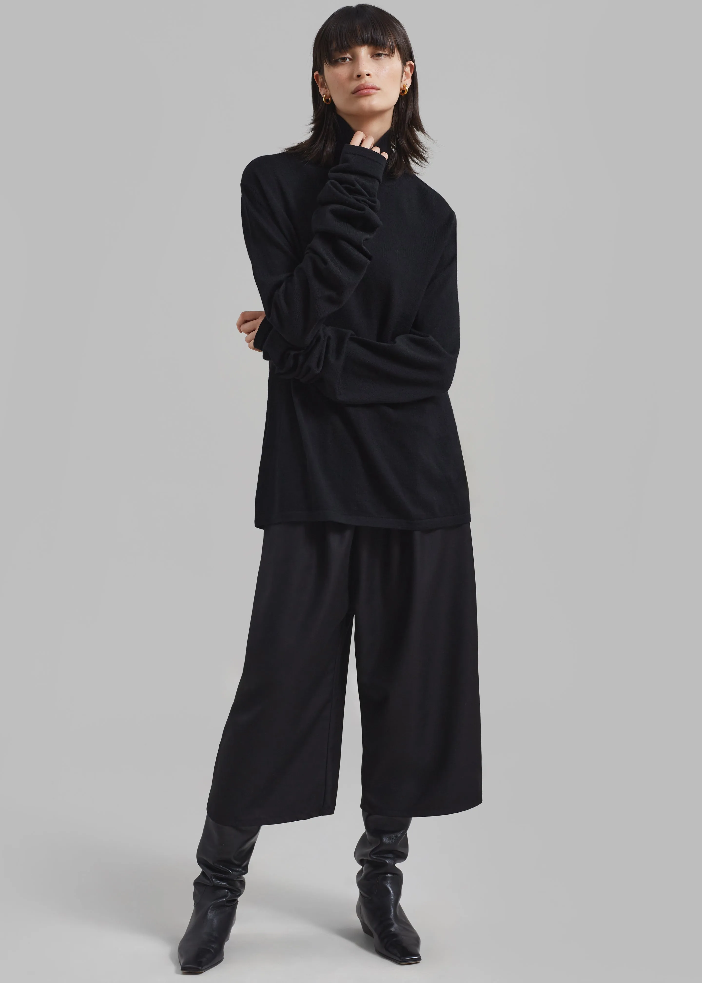 Turner Cropped Boxer Pants - Black sold by Frankie Shop