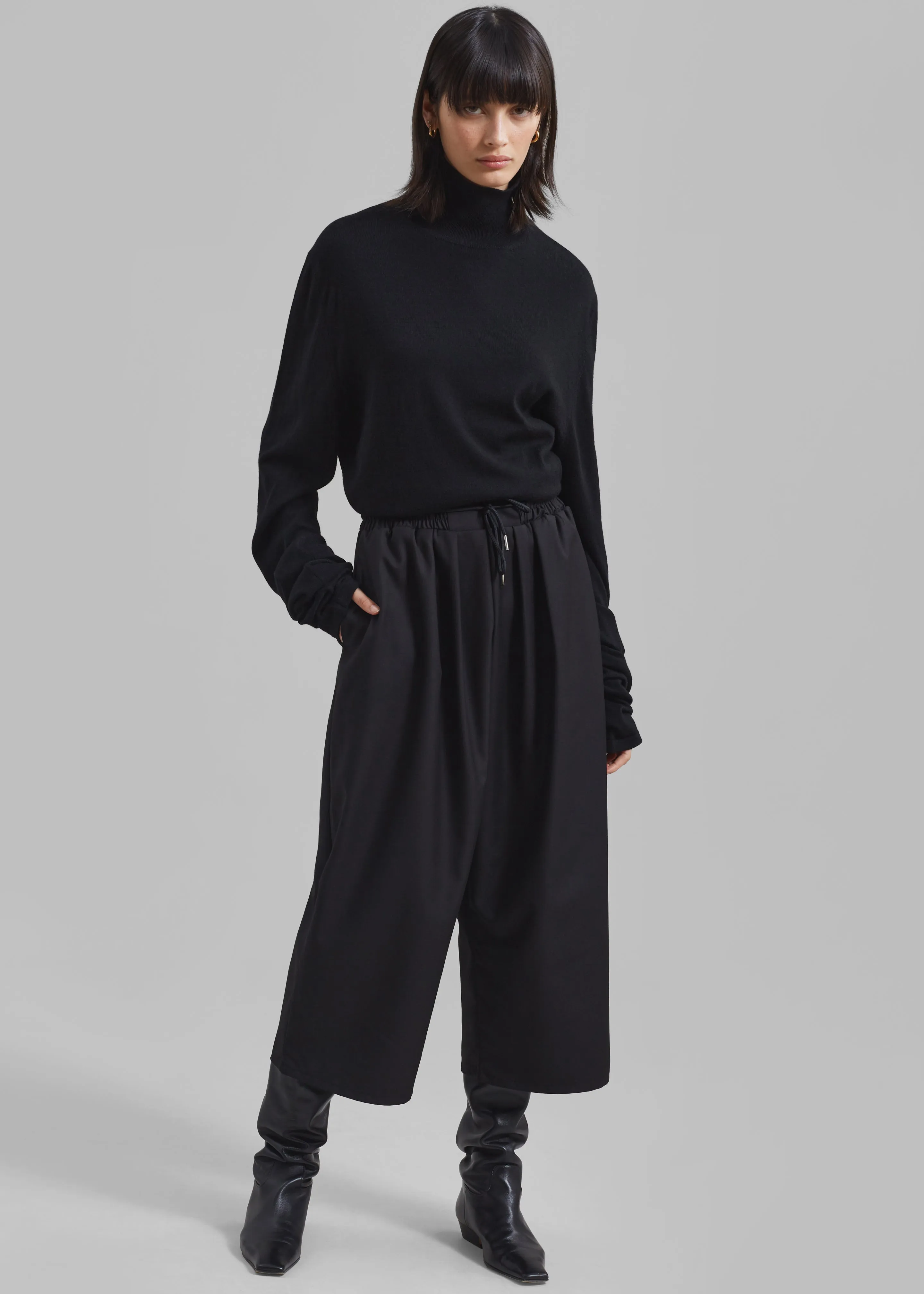 Turner Cropped Boxer Pants - Black sold by Frankie Shop product image thumbnail 4