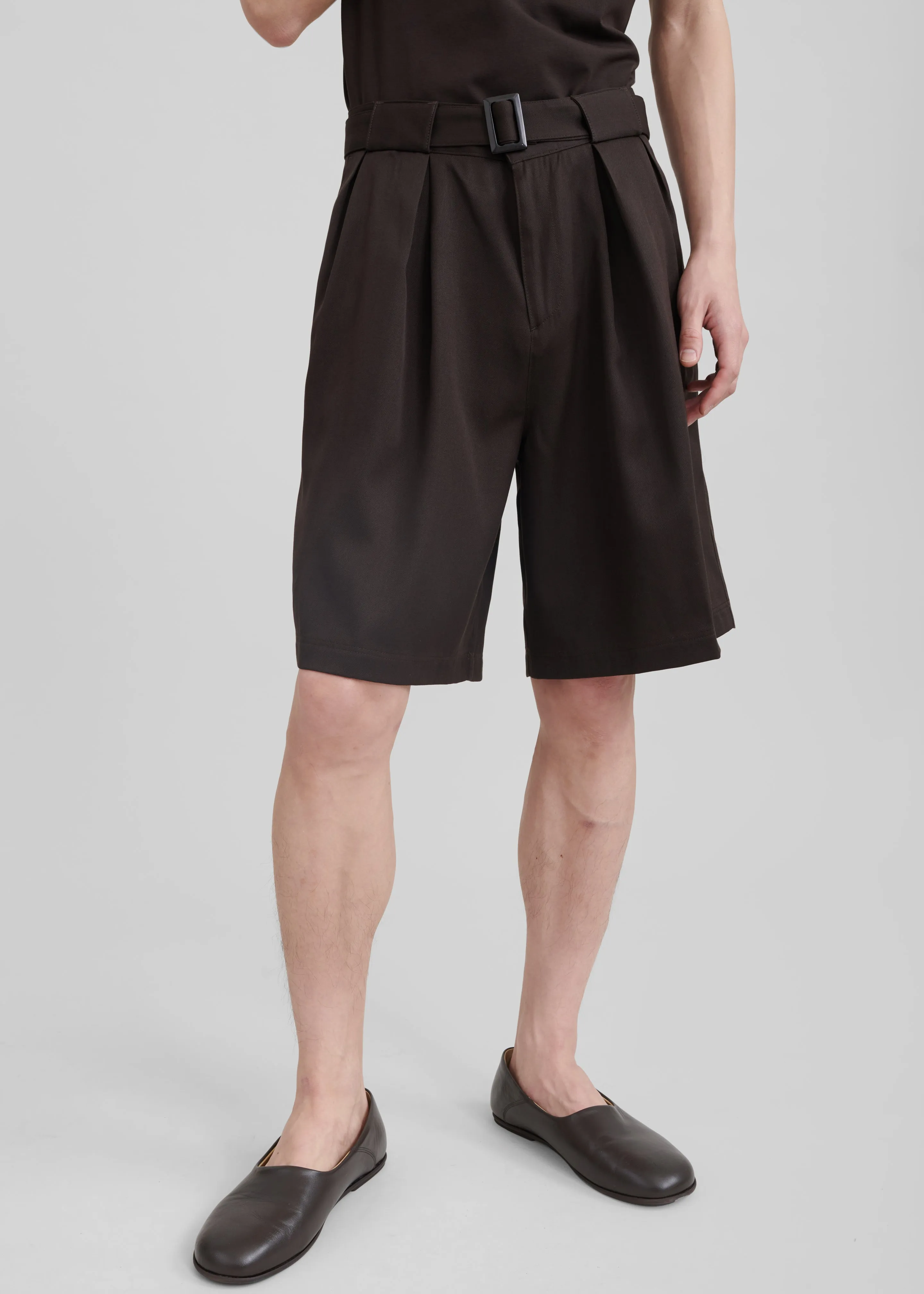 Louis Gabriel Nouchi Large Shorts With Box Pleats And Belt - Expresso sold by Frankie Shop product image thumbnail 5