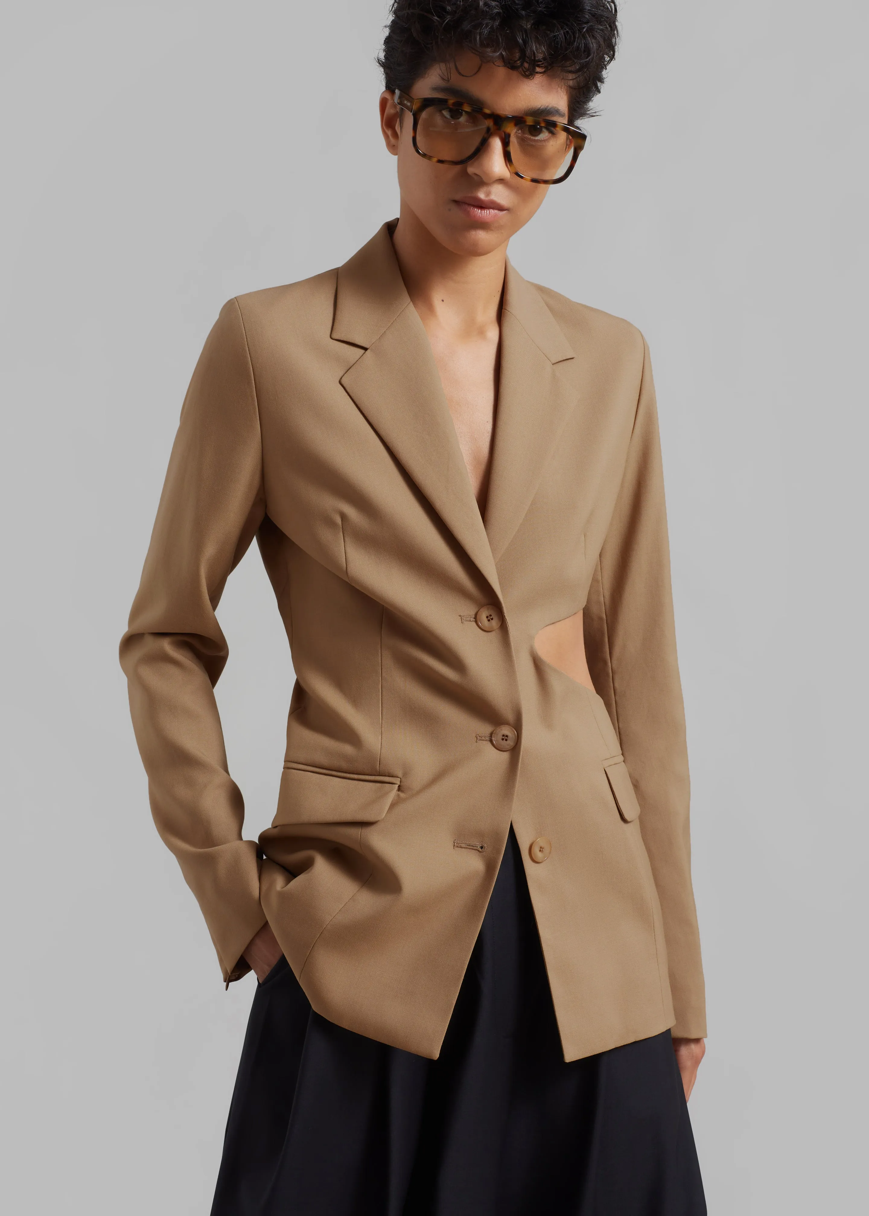 Low Classic Sleek Slim Blazer - Beige sold by Frankie Shop product image thumbnail 5