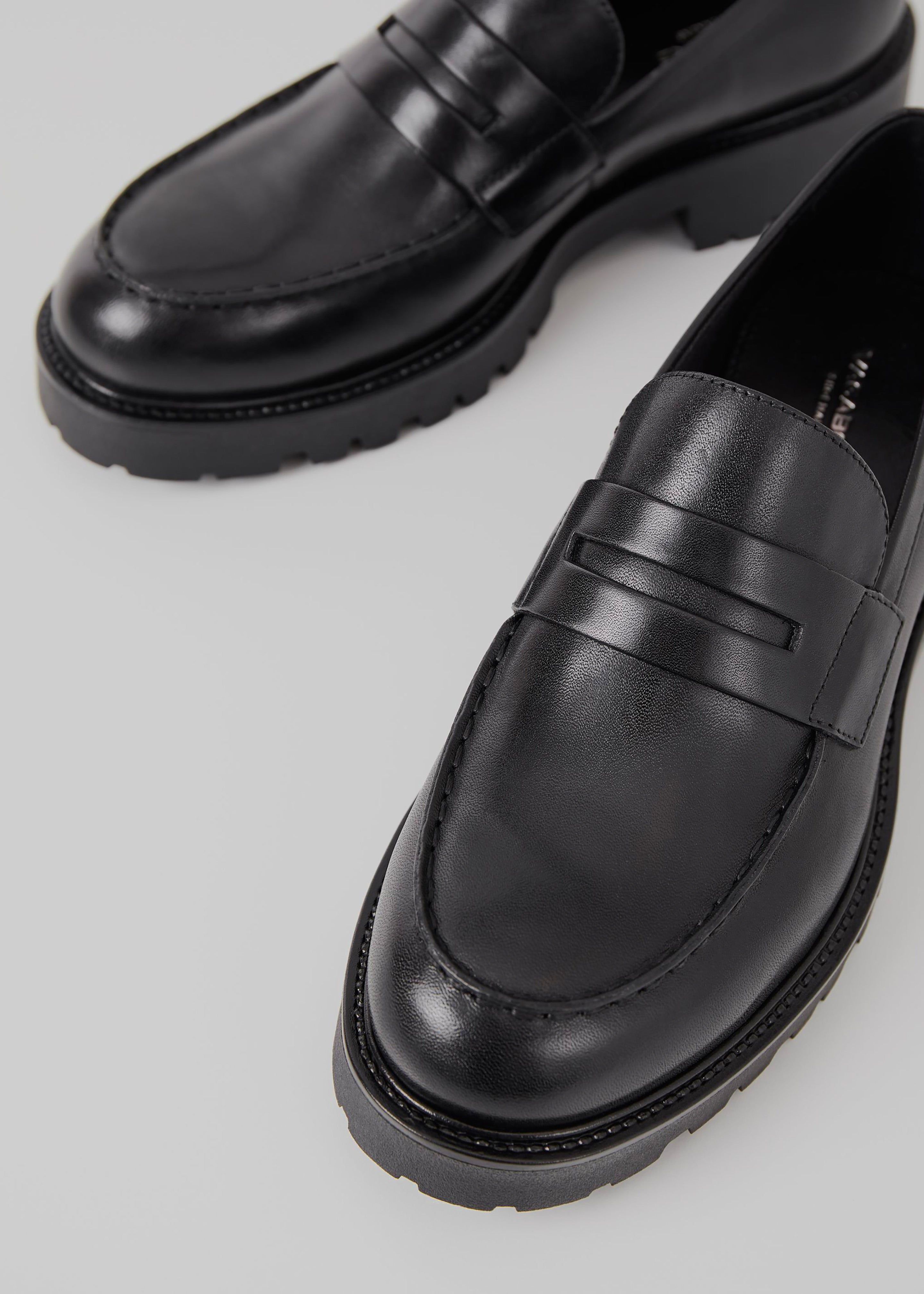 Vagabond Kenova Loafer - Black sold by Frankie Shop product image thumbnail 5
