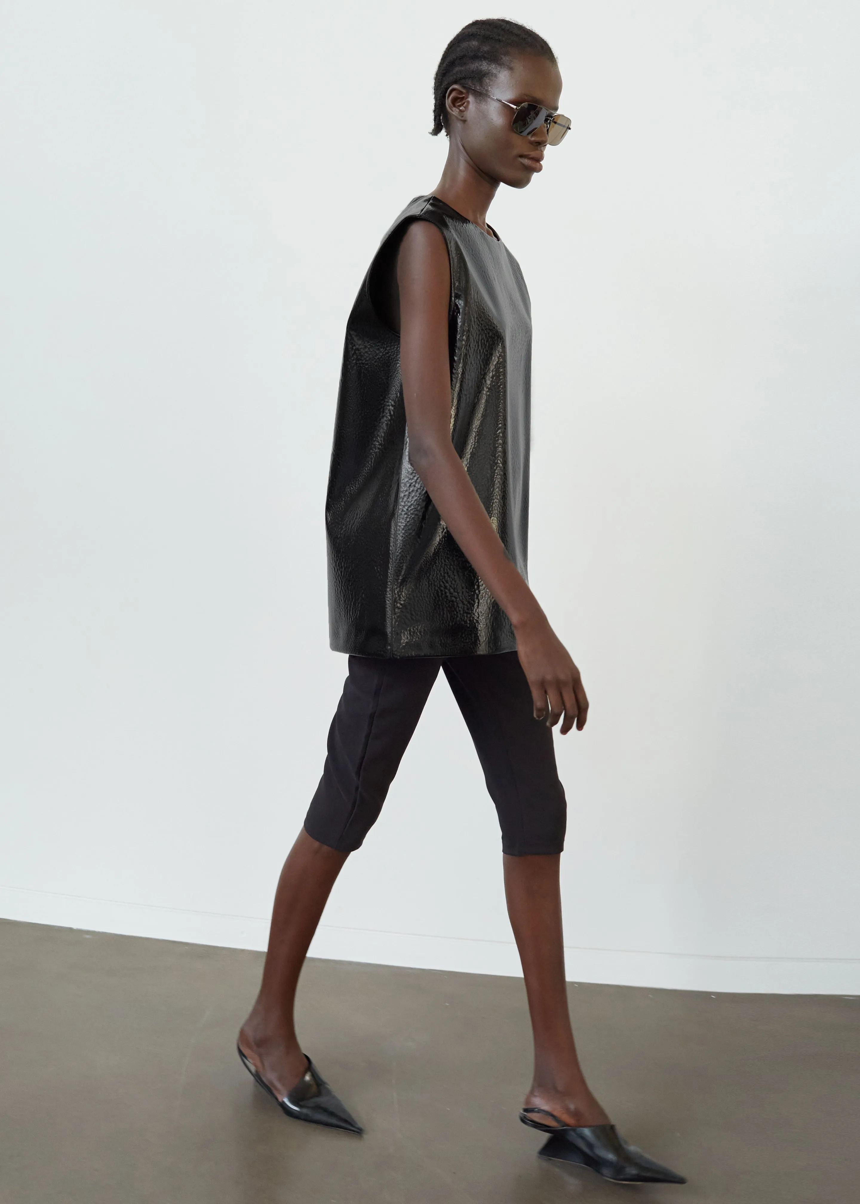 Desara Capri Leggings - Black sold by Frankie Shop product image thumbnail 4