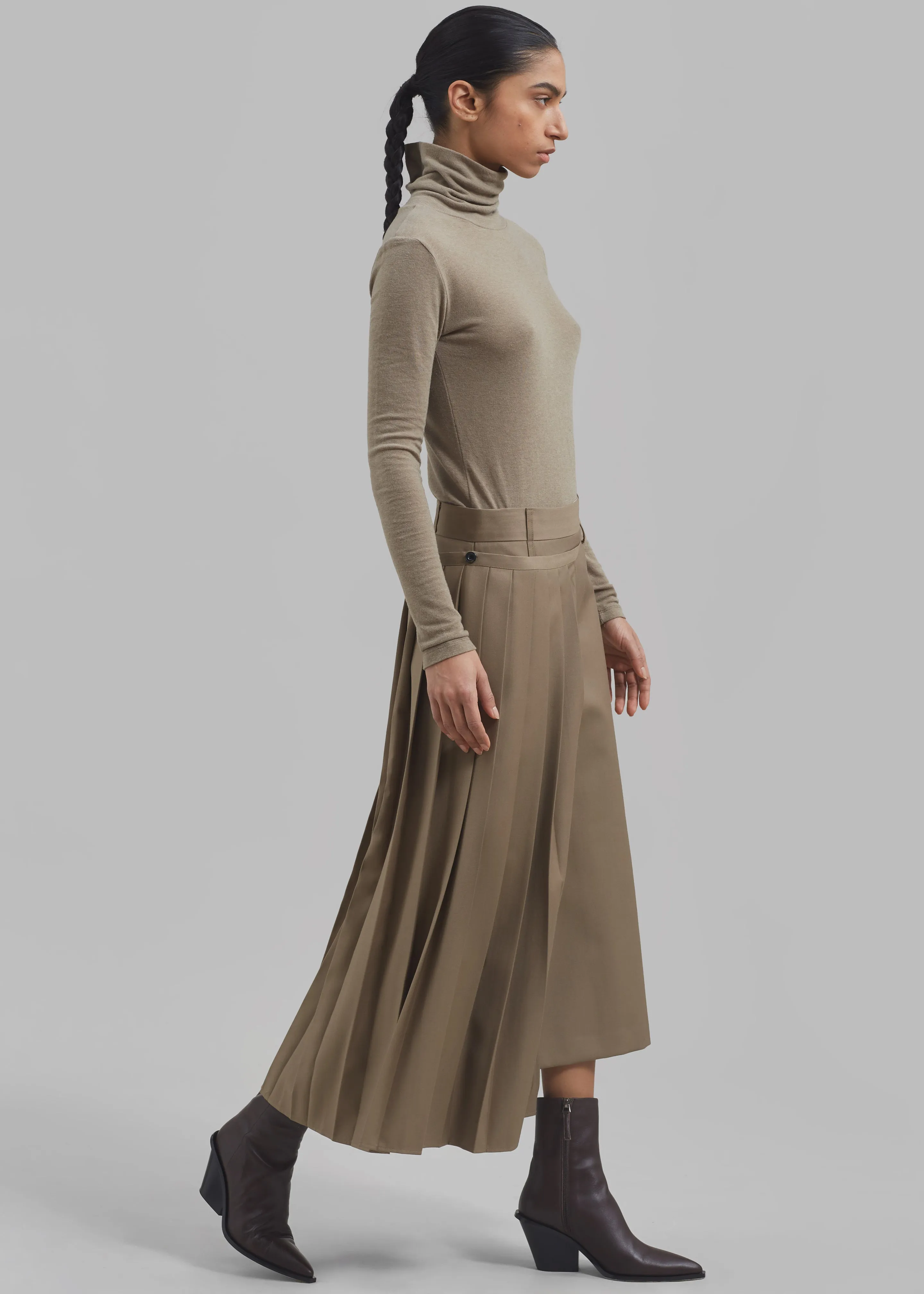 Irie Pleated Skirt - Beige sold by Frankie Shop product image thumbnail 4