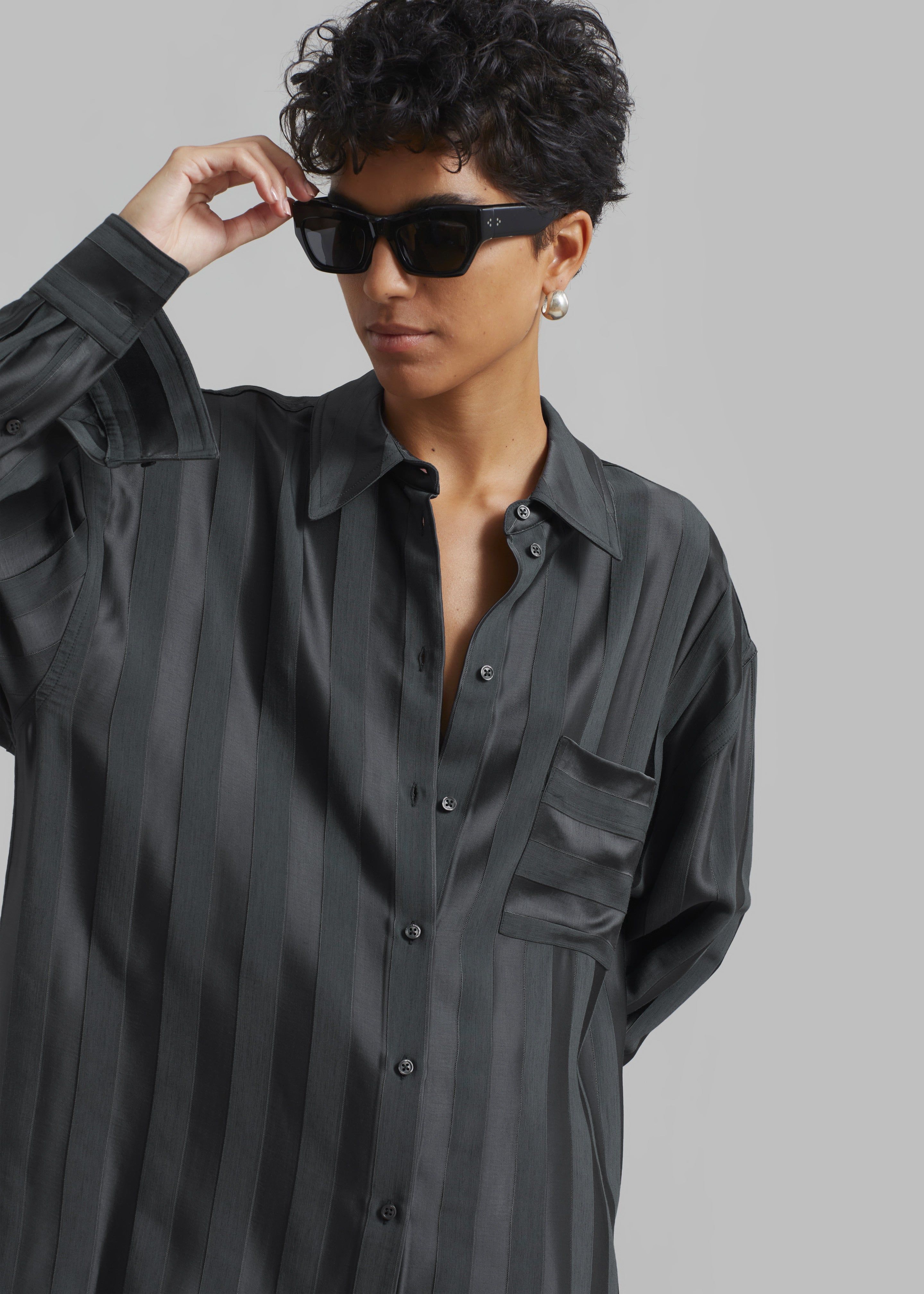 Loulou Studio Grant Shirt - Grey Anthracite sold by Frankie Shop product image thumbnail 2