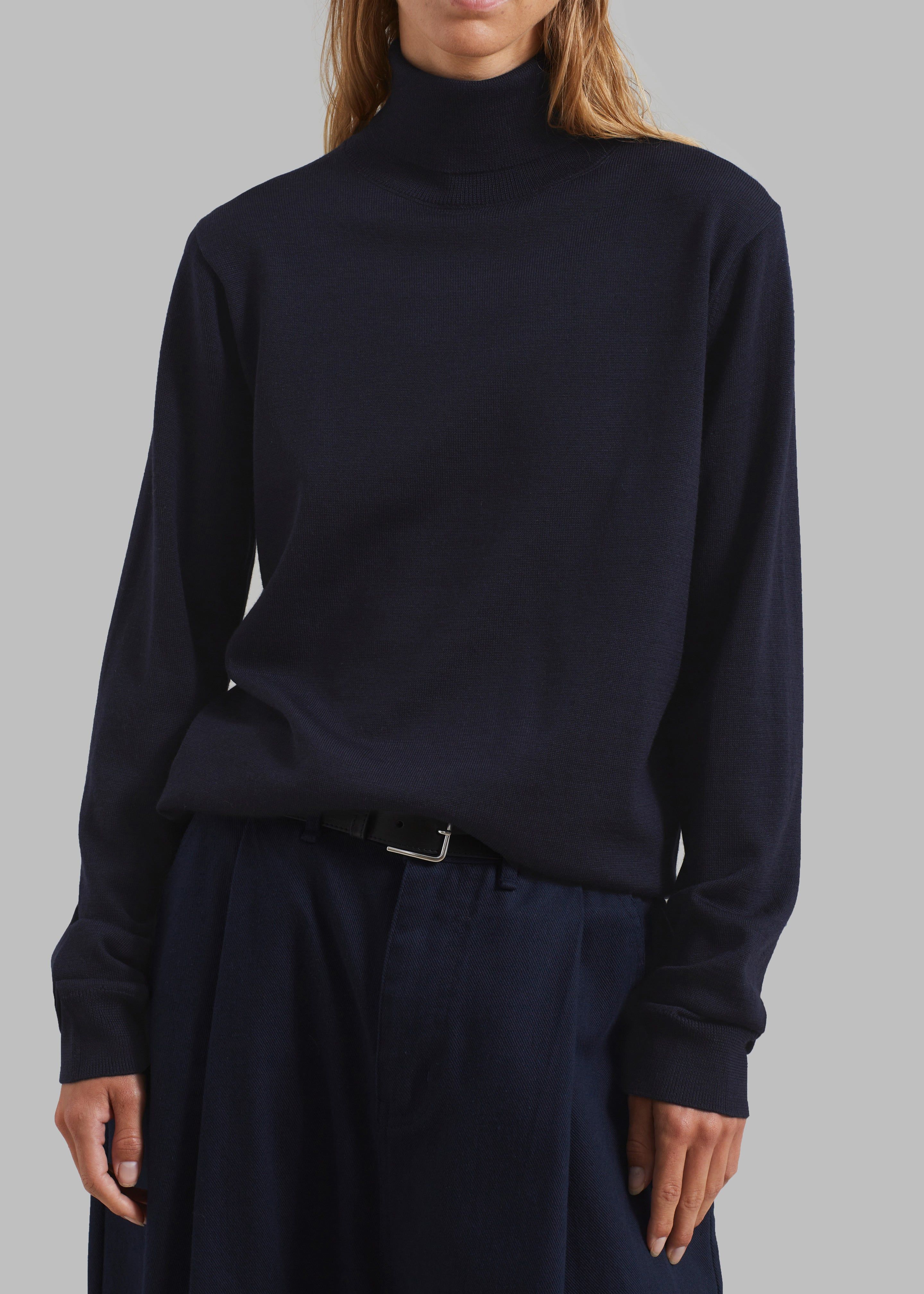 Róhe Classic Merino Wool Turtleneck - Night sold by Frankie Shop product image thumbnail 3