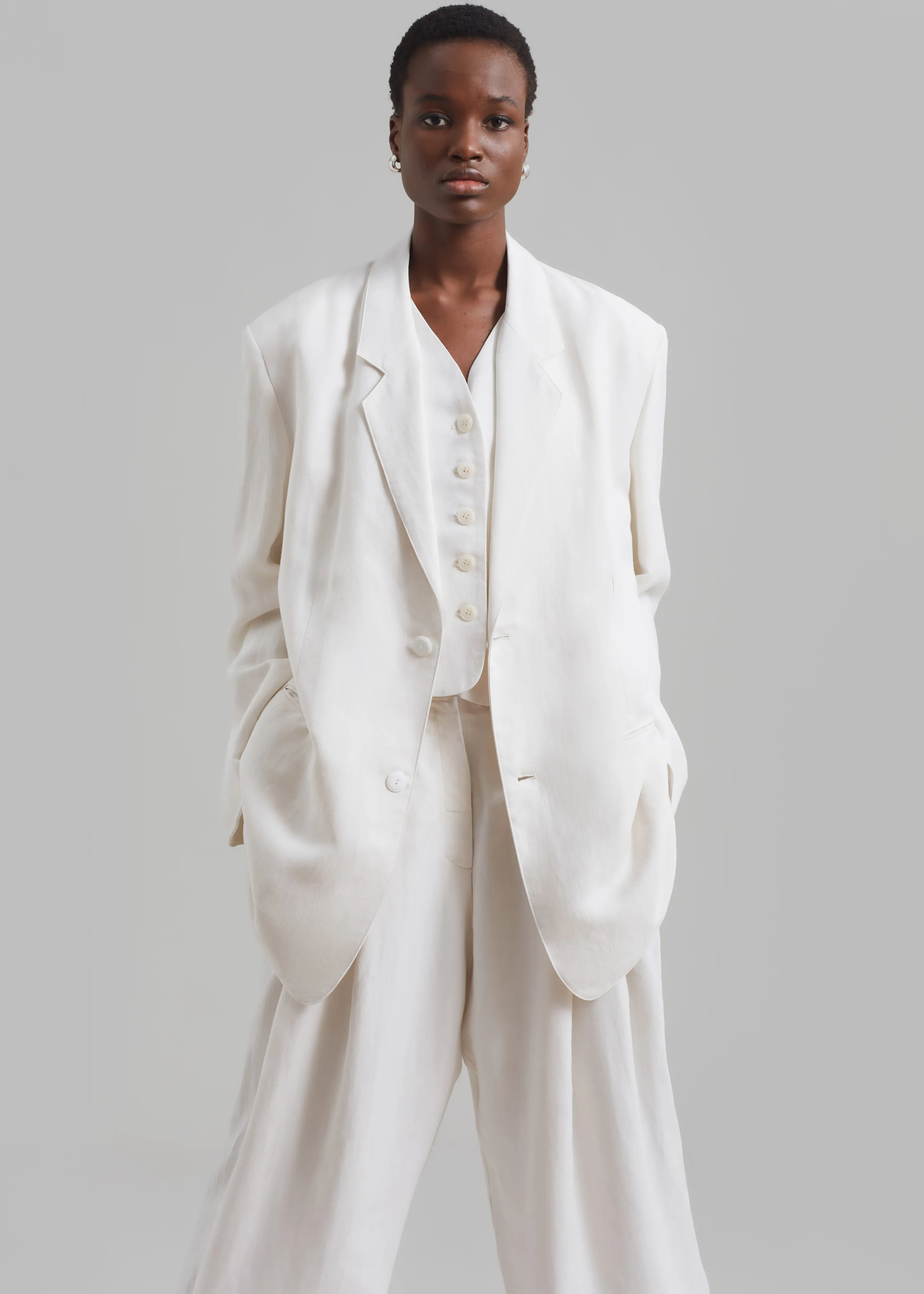 Aiden Blazer - White sold by Frankie Shop