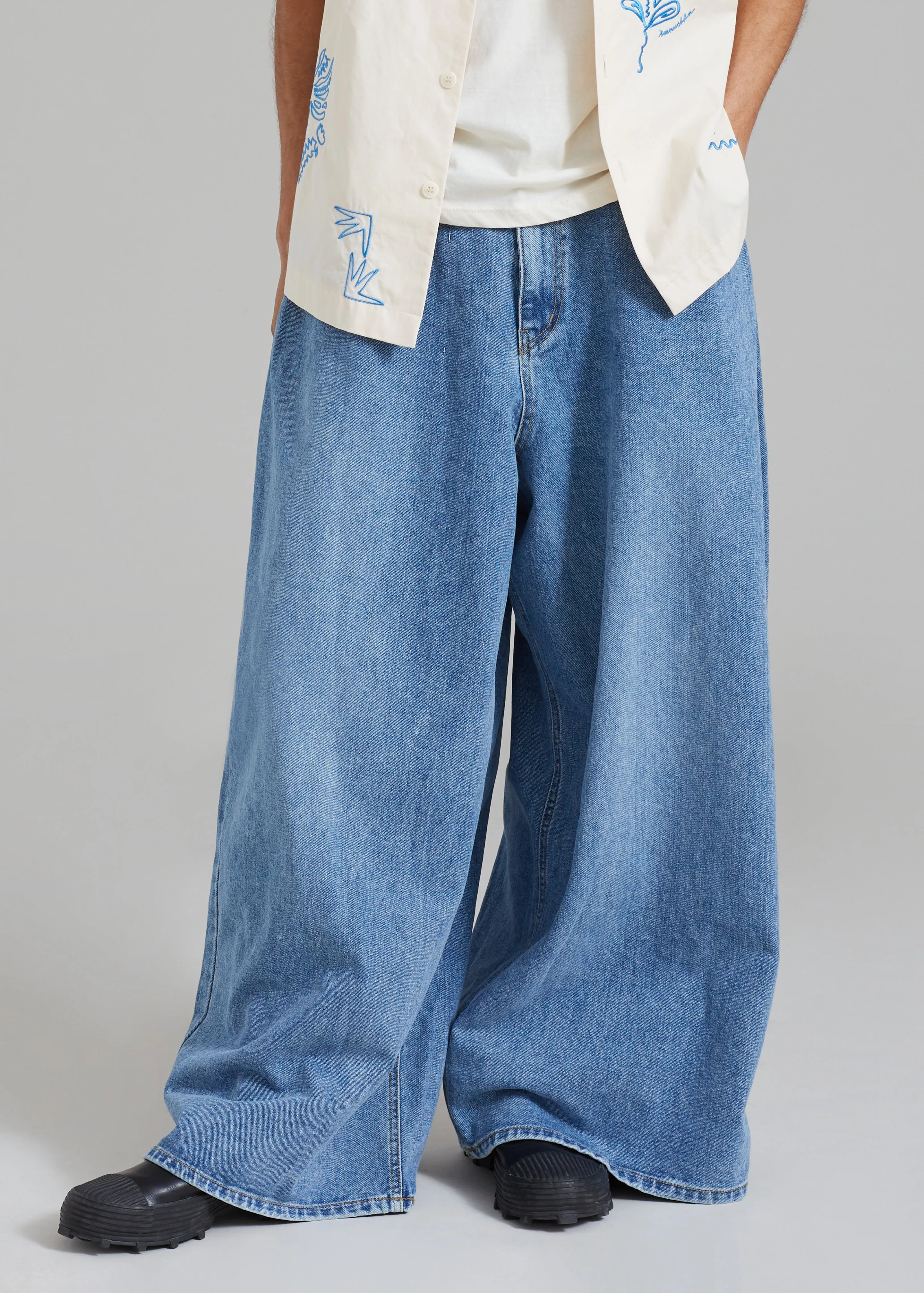 Sasha Men Wide Leg Jeans - Worn Wash sold by Frankie Shop product image thumbnail 2