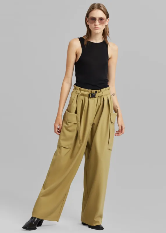 【関税込み】The Frankie Shop カーキ Maesa トラウザーズ Green Maesa Trousers by The Frankie Shop on Sale