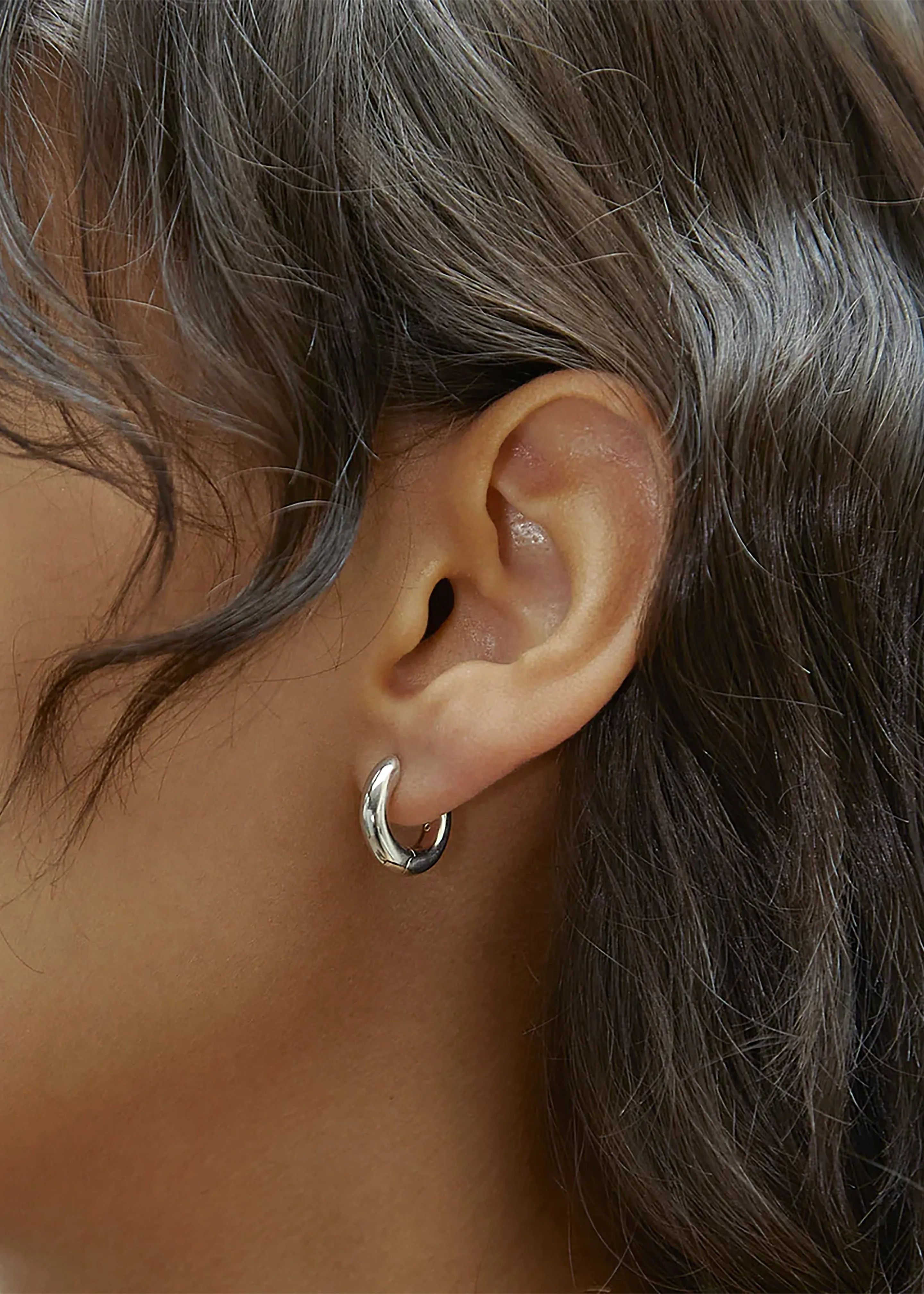 Otiumberg Small Chunky Hoops - Sterling Silver sold by Frankie Shop product image thumbnail 2
