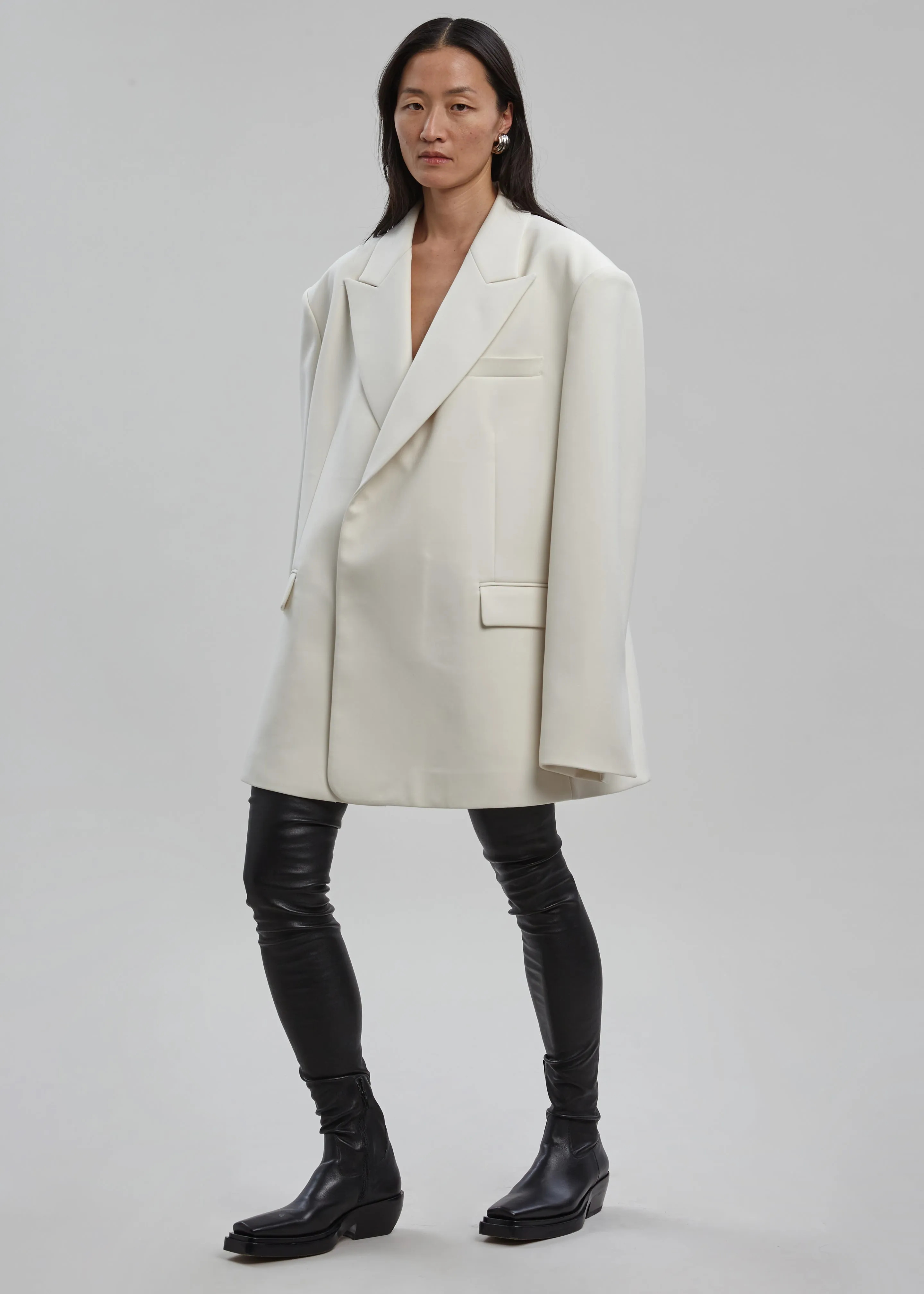 ★送料・関税込★INCHANT ME★Half Double Over Fit Blazer★ Oversized double-breasted blazer - Black - Ladies | H&M