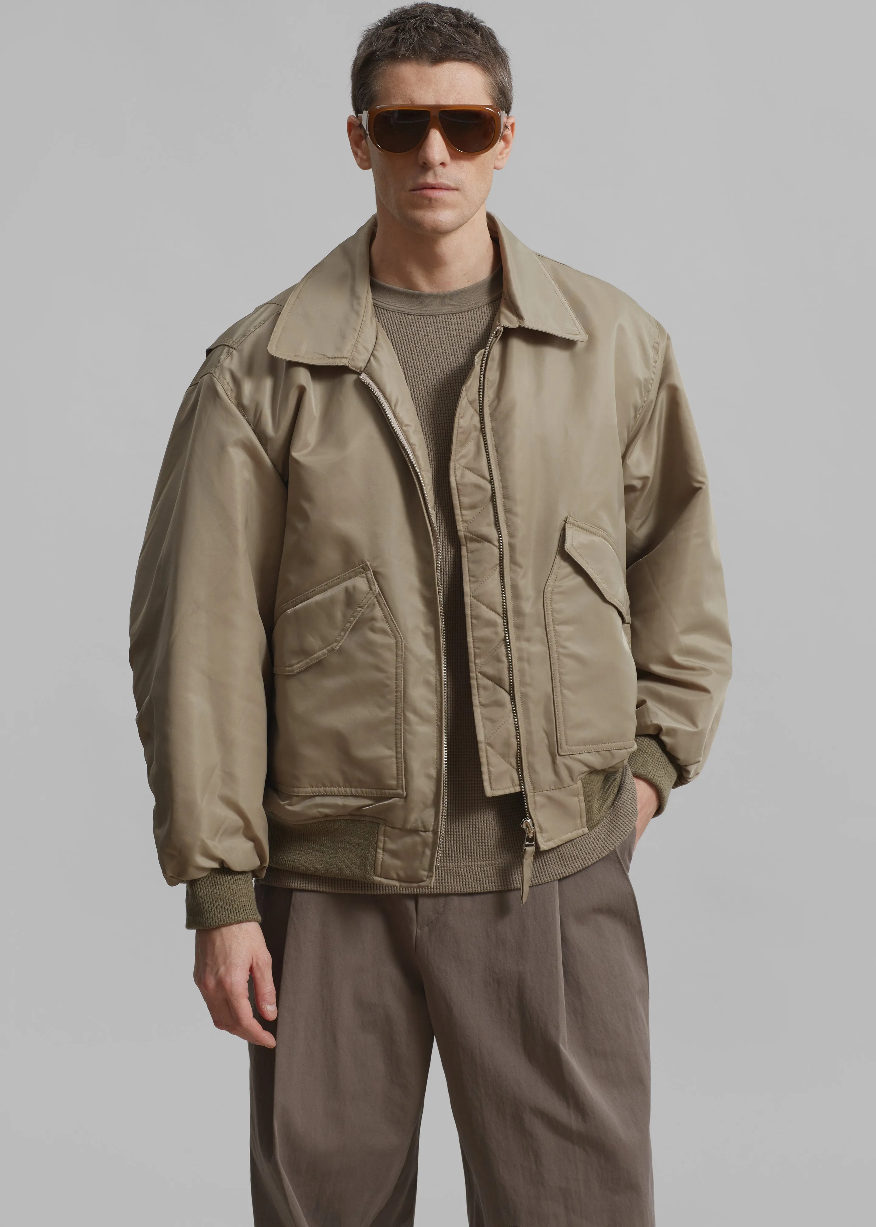 Elias Bomber - Beige sold by Frankie Shop