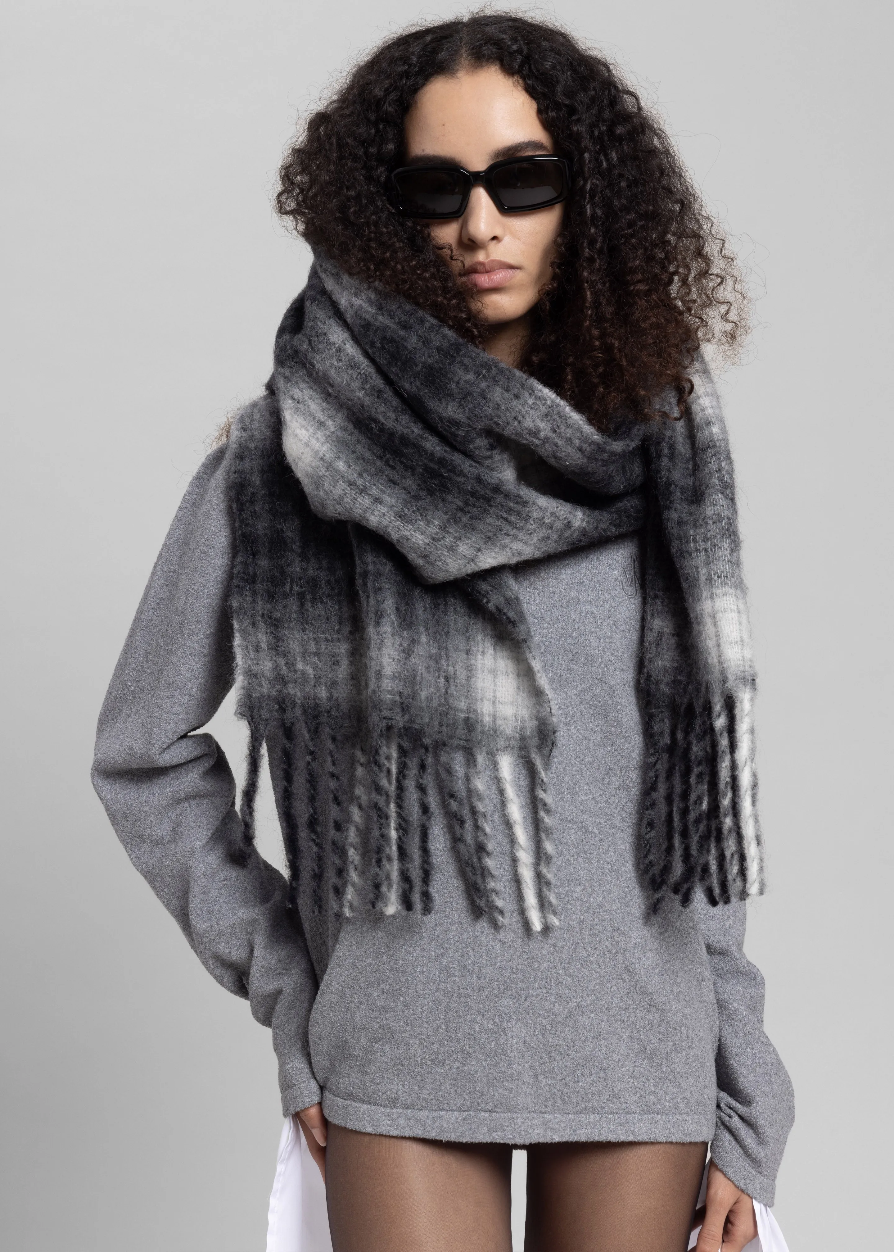 Samsøe Samsøe Alex Scarf - Petrified Oak Checkered sold by Frankie Shop product image thumbnail 4