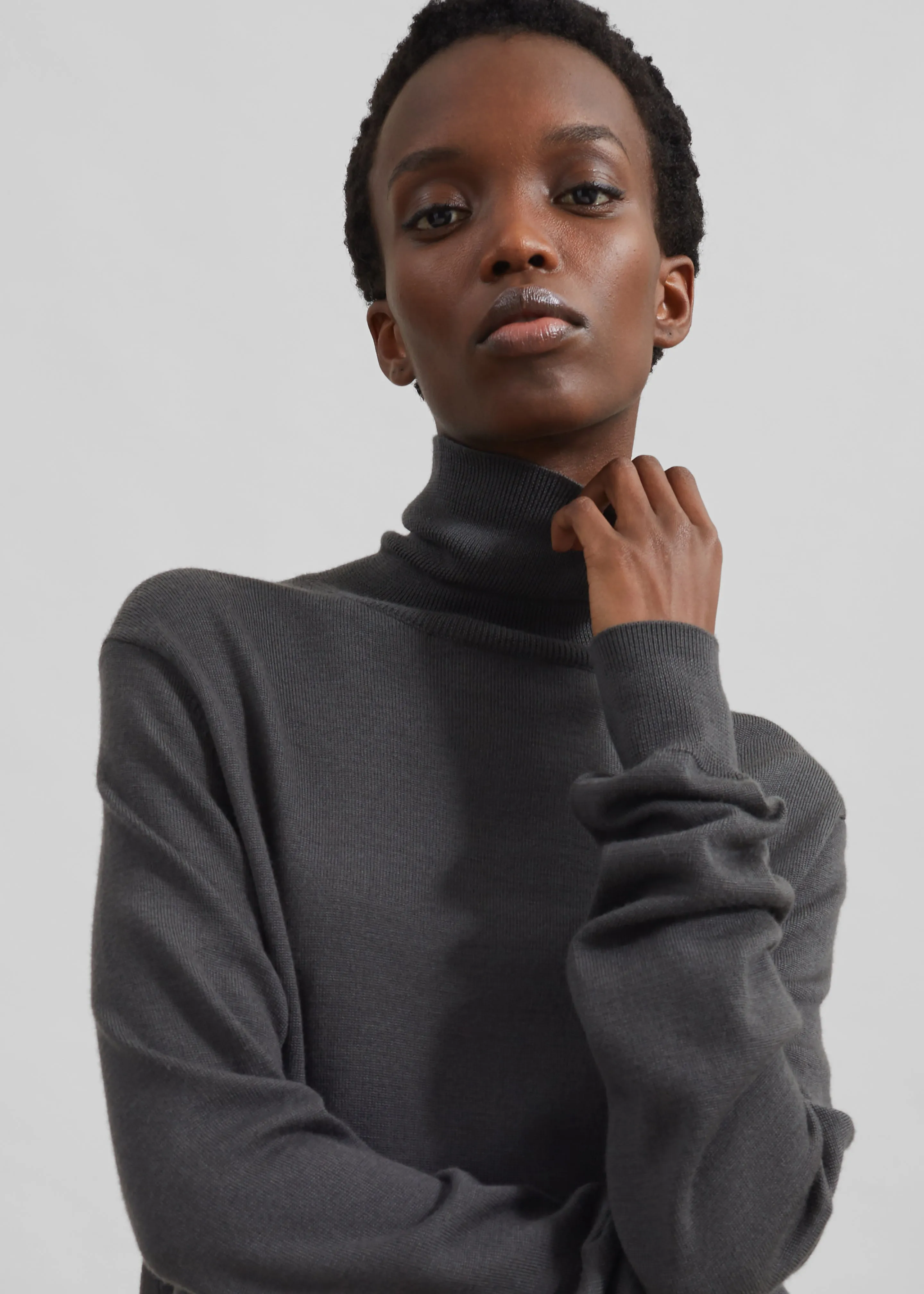 Eve Thin Turtleneck Sweater - Light Khaki sold by Frankie Shop product image thumbnail 4