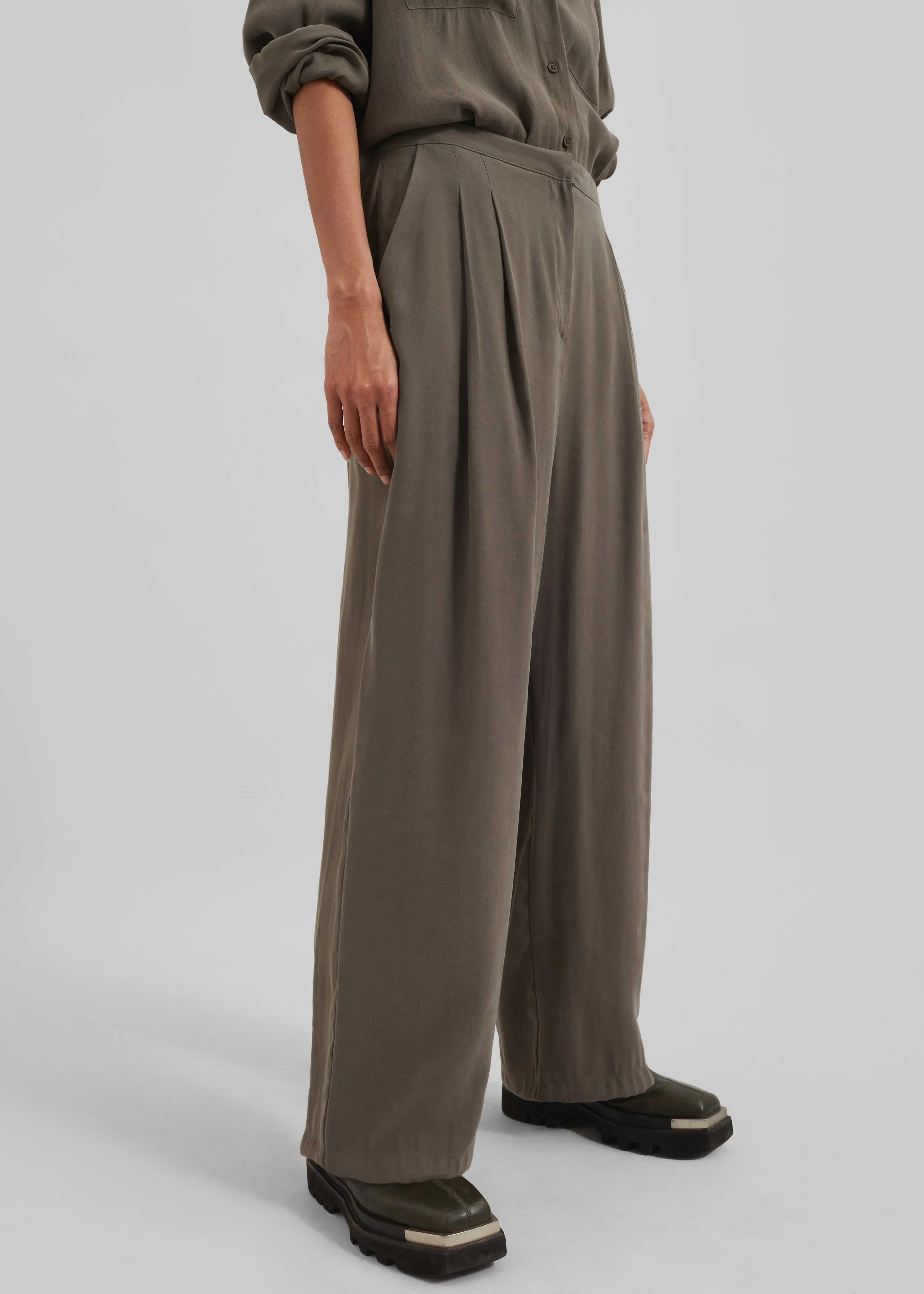 Meilen Pintuck Trousers - Olive sold by Frankie Shop product image thumbnail 2
