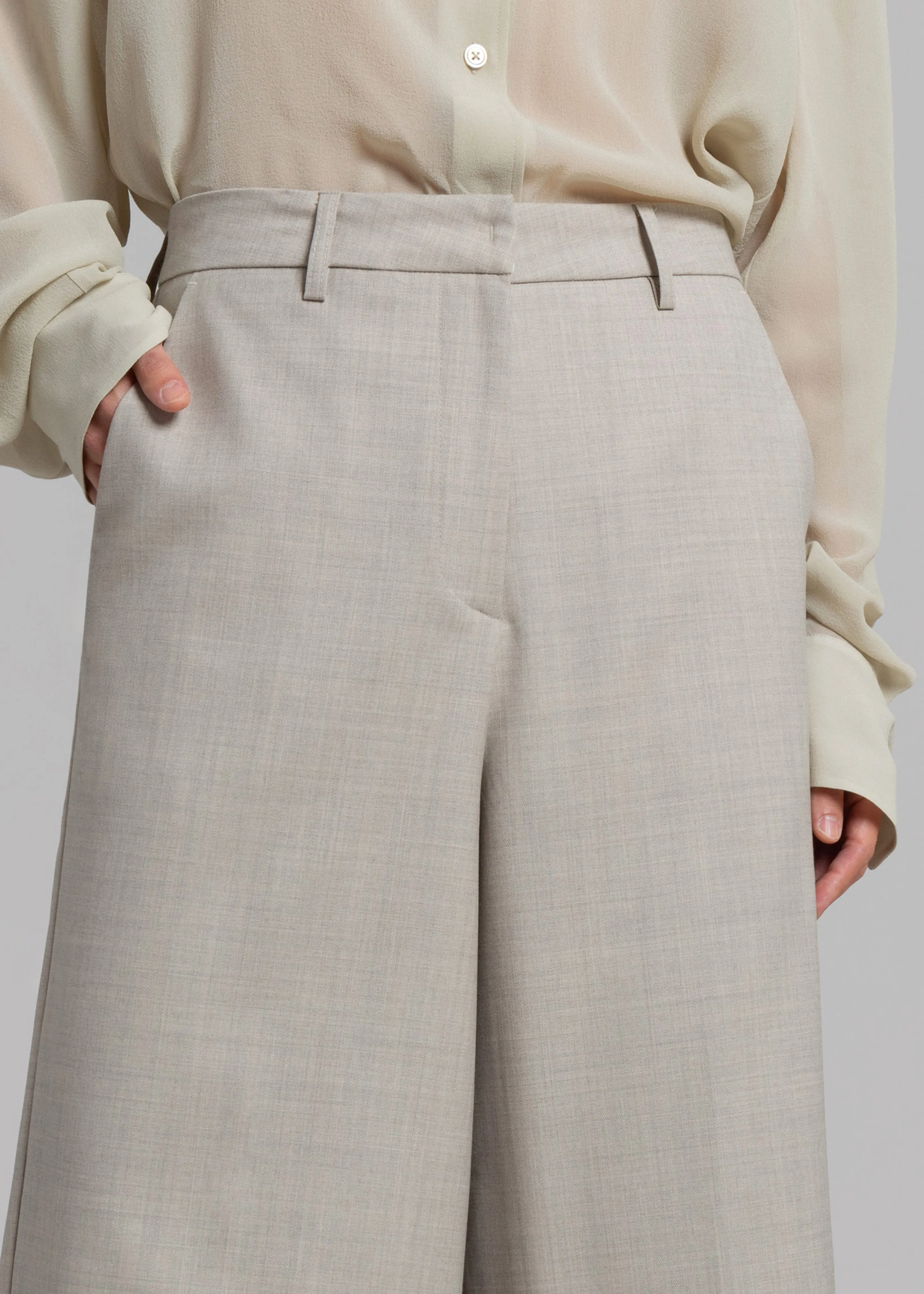 Tessa Wool Bermuda - Beige sold by Frankie Shop product image thumbnail 4