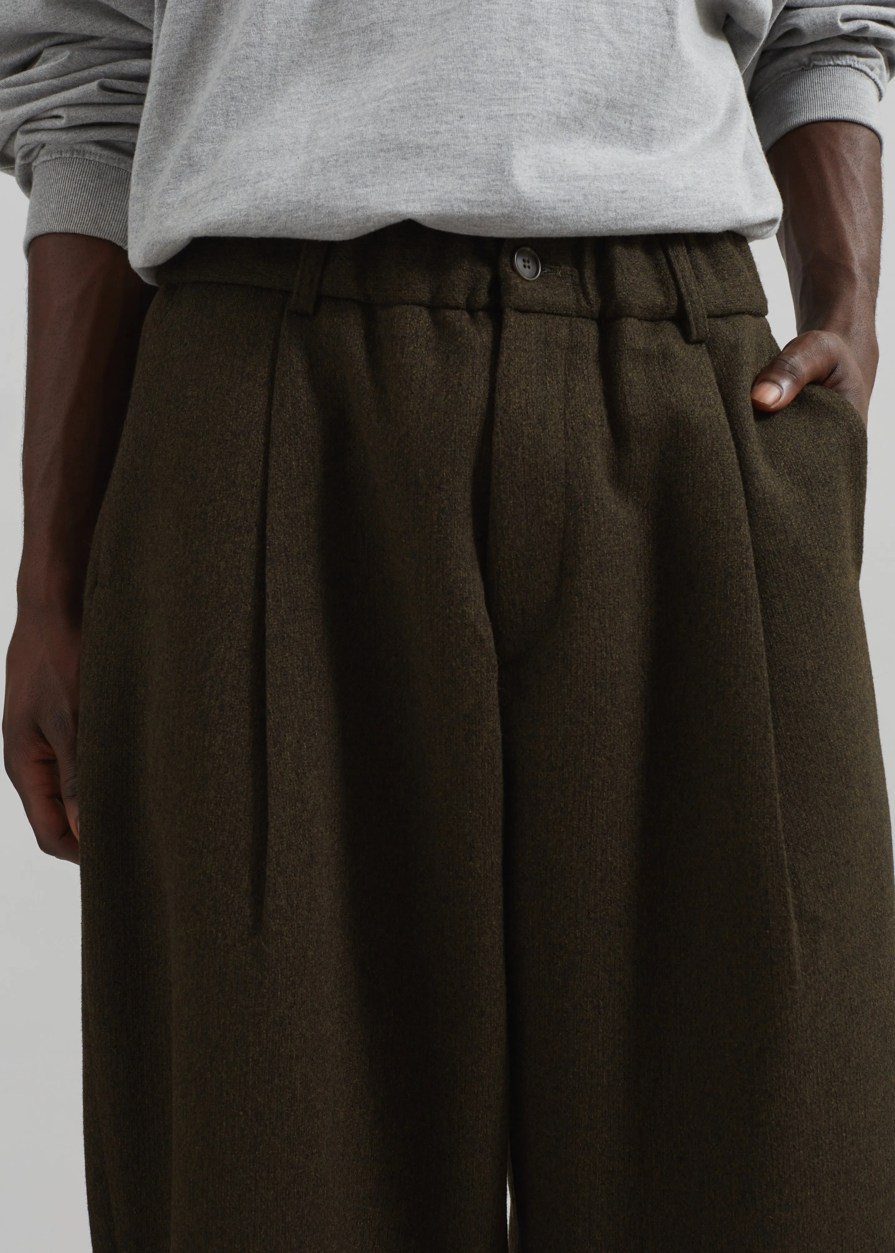 Felix Trousers - Dark Olive sold by Frankie Shop product image thumbnail 3