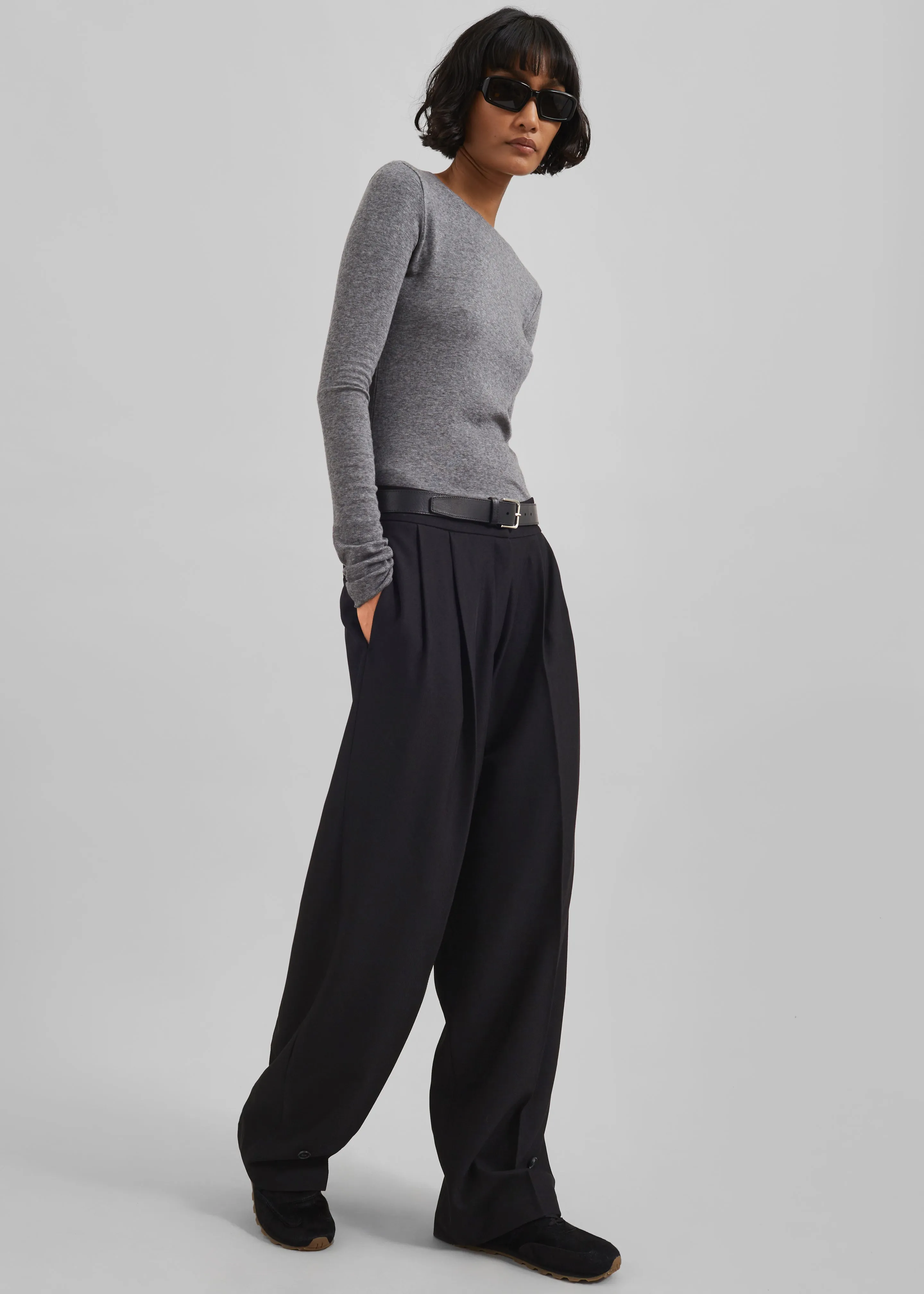 Dina Pleated Trousers - Black sold by Frankie Shop