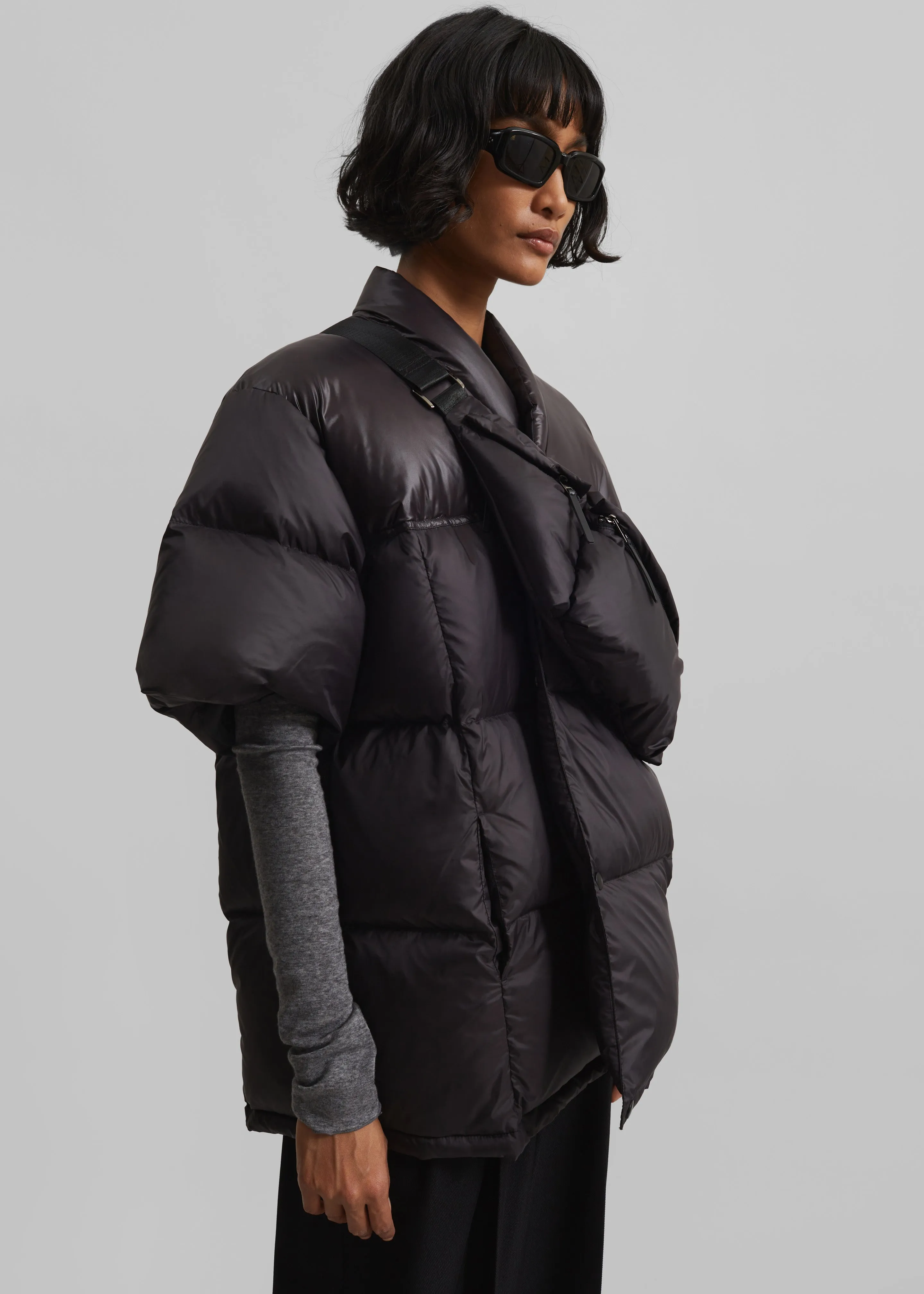 Akron Short Sleeve Puffer Jacket - Dark Brown sold by Frankie Shop product image thumbnail 4