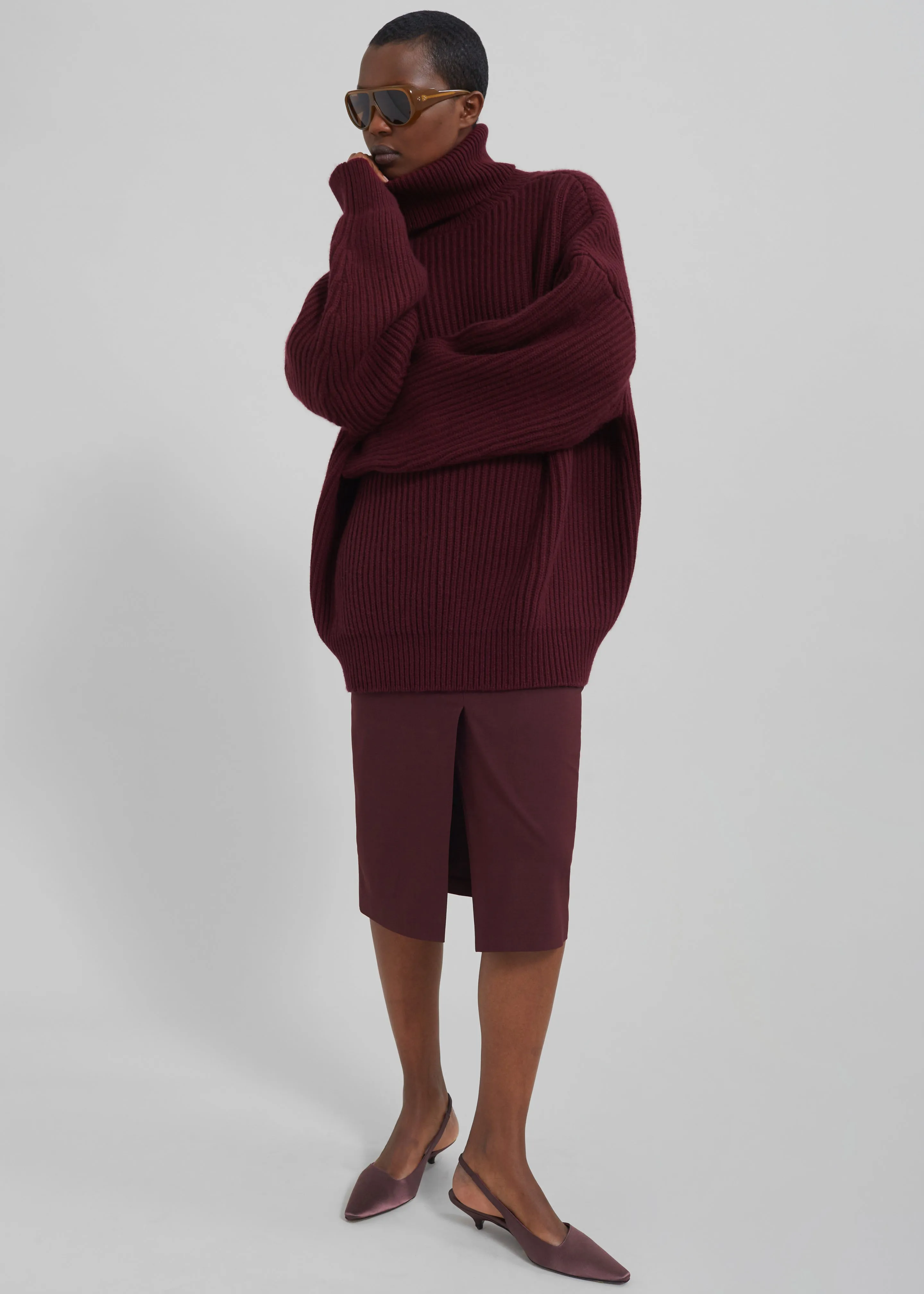 Olney Oversized Wool Turtleneck - Burgundy sold by Frankie Shop product image thumbnail 4