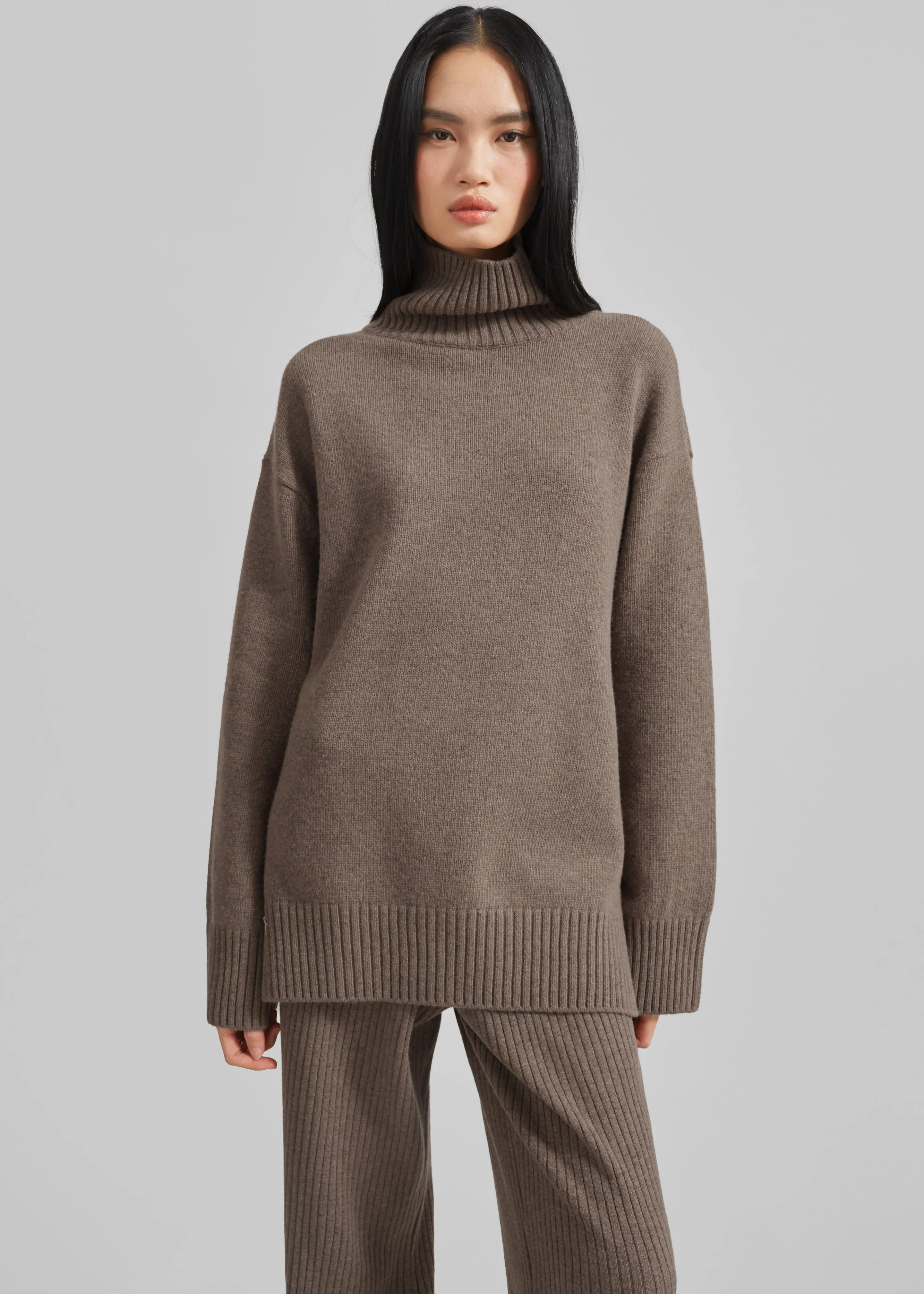 Odense Turtleneck Sweater - Brown sold by Frankie Shop