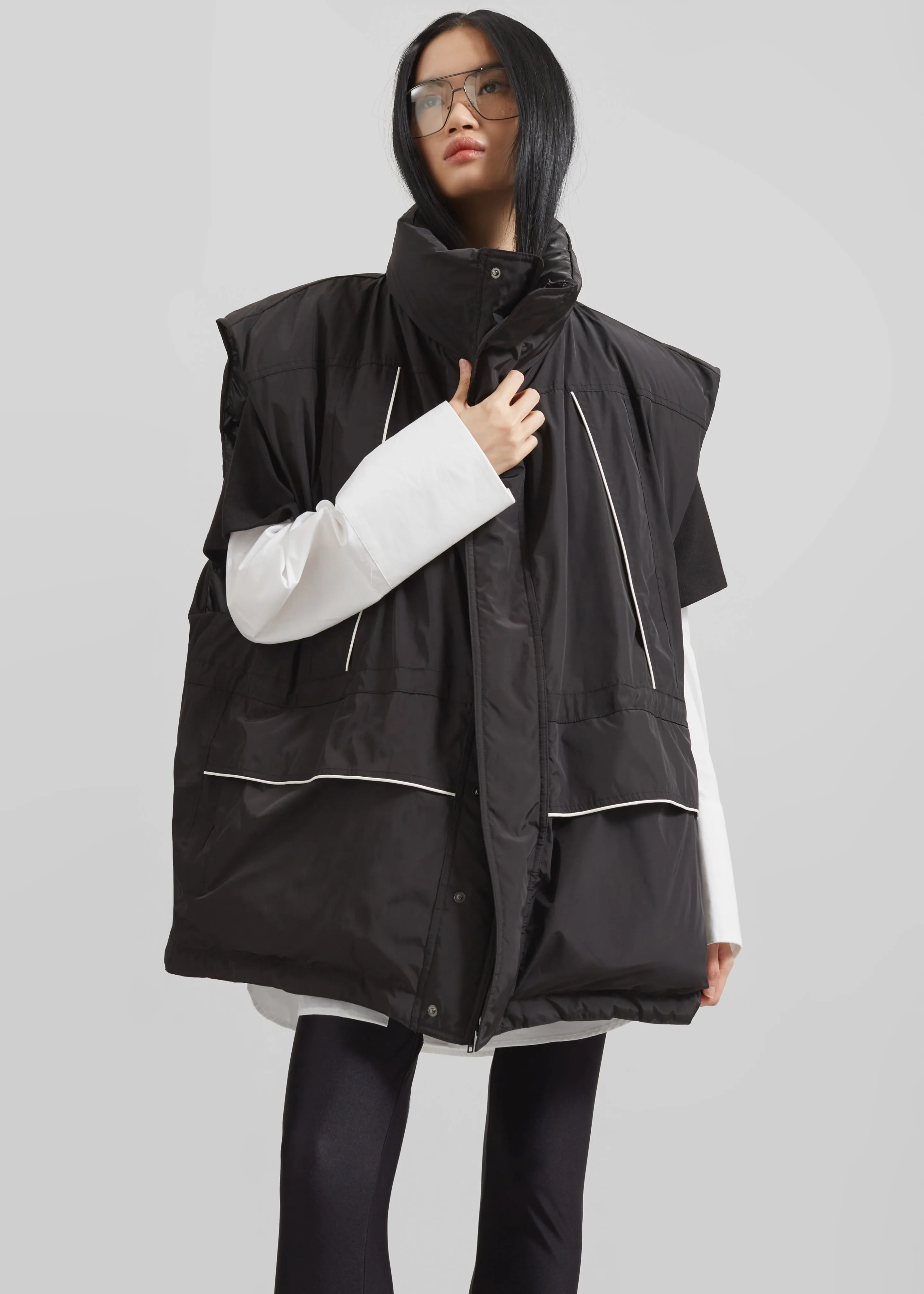 Calais Oversized Sleeveless Puffer Jacket - Black sold by Frankie Shop product image thumbnail 4