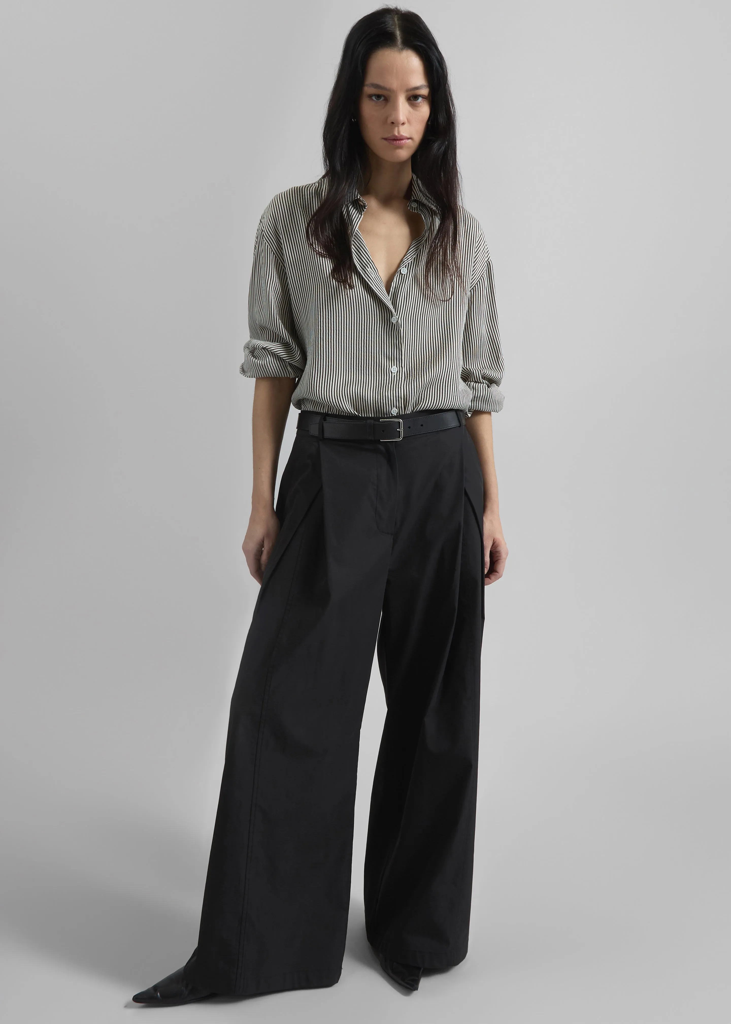Ballia Pleated Pants - Black sold by Frankie Shop product image thumbnail 3