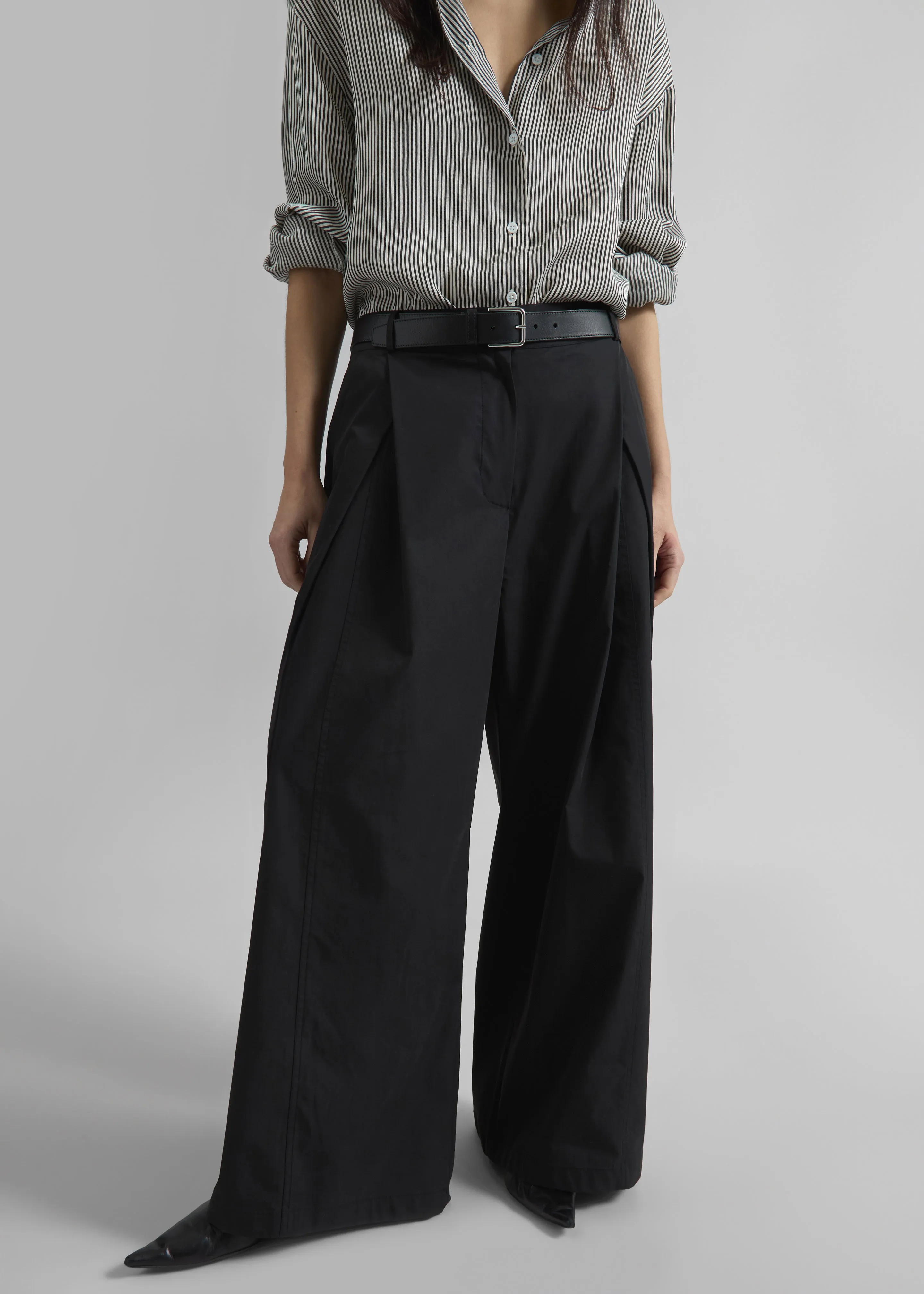 Ballia Pleated Pants - Black sold by Frankie Shop product image thumbnail 4