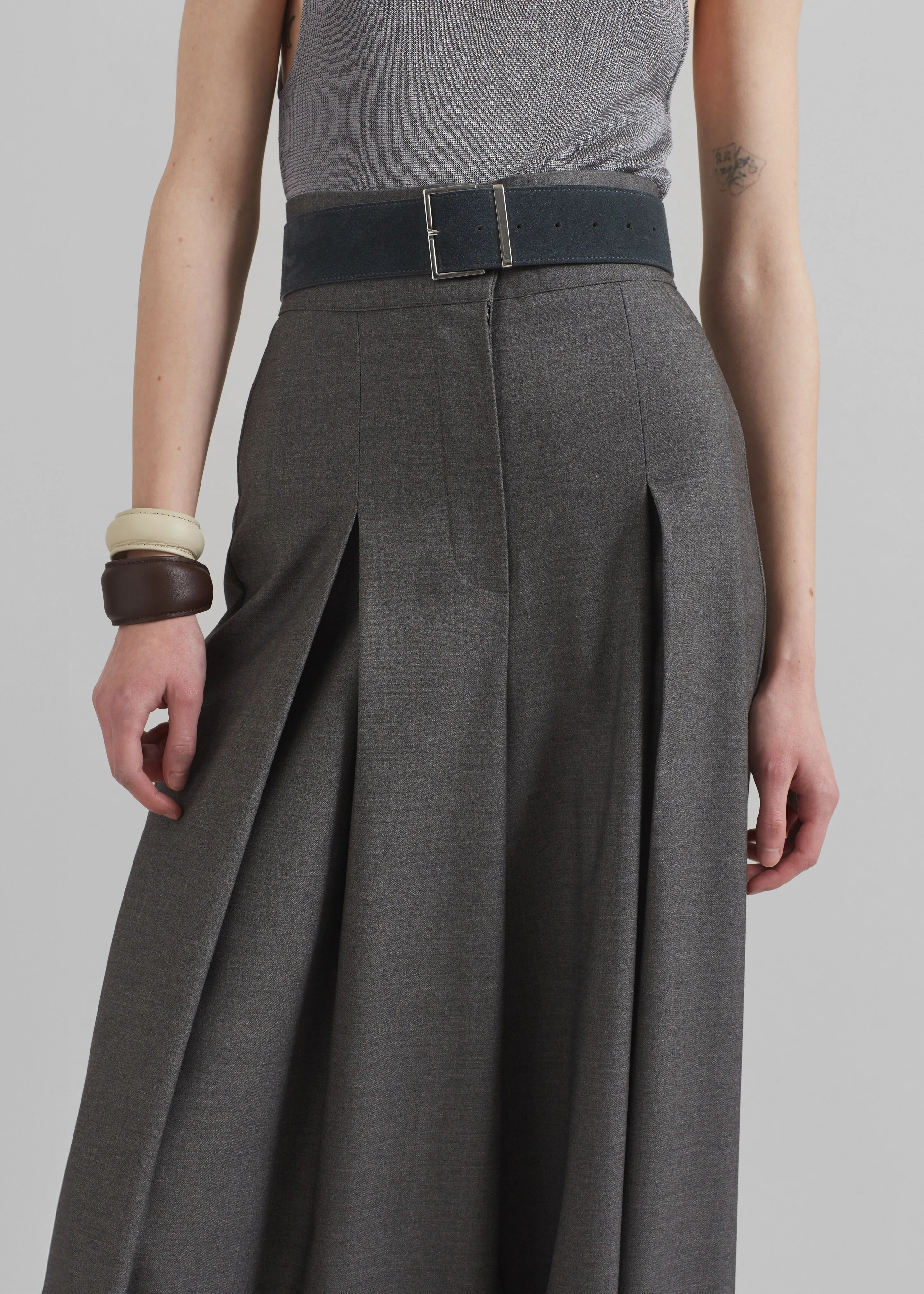Hemer Pleated Wide Leg Trousers - Grey sold by Frankie Shop product image thumbnail 3