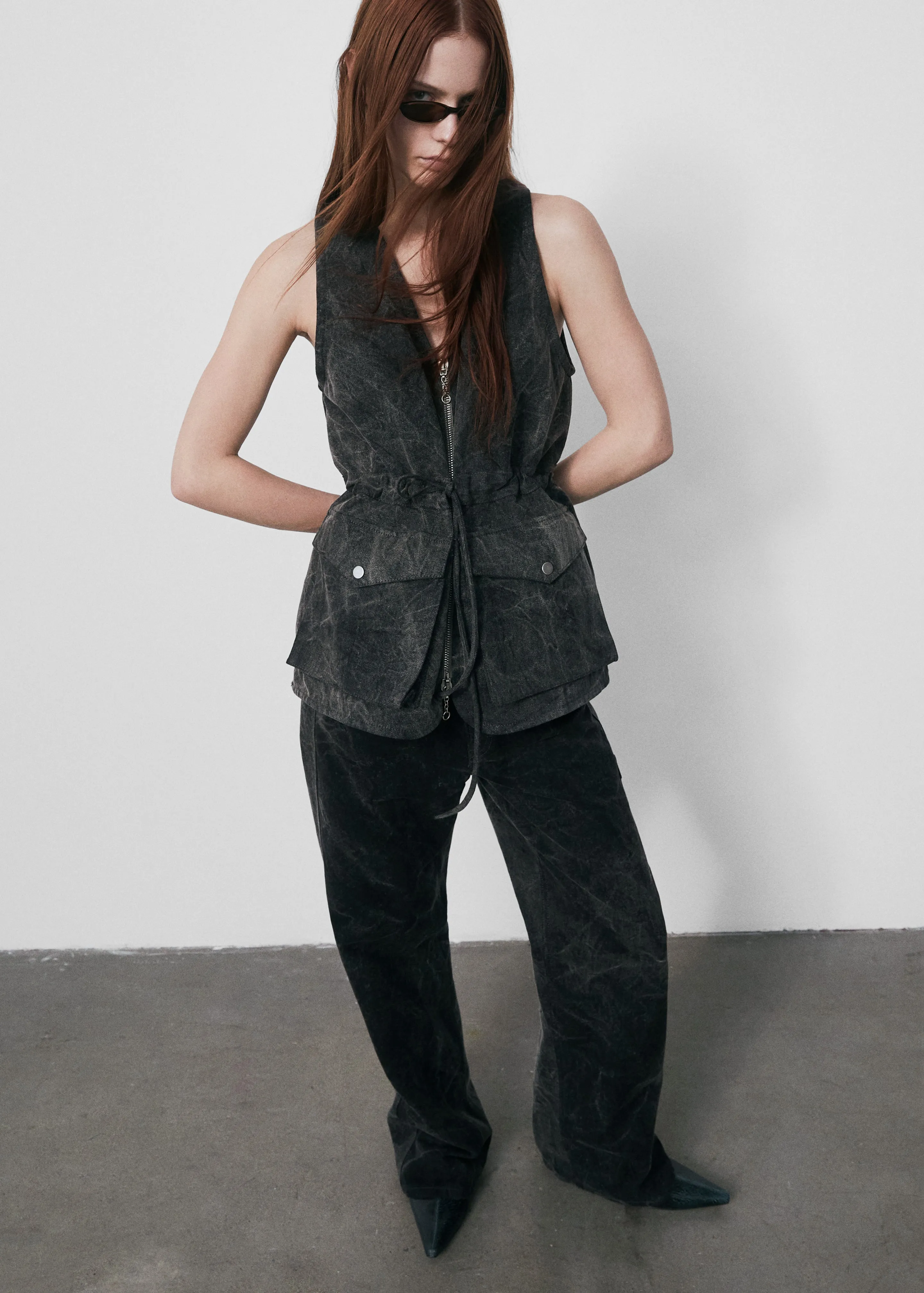 Haikure Gena Gilet Canvas Bell - Antracite sold by Frankie Shop