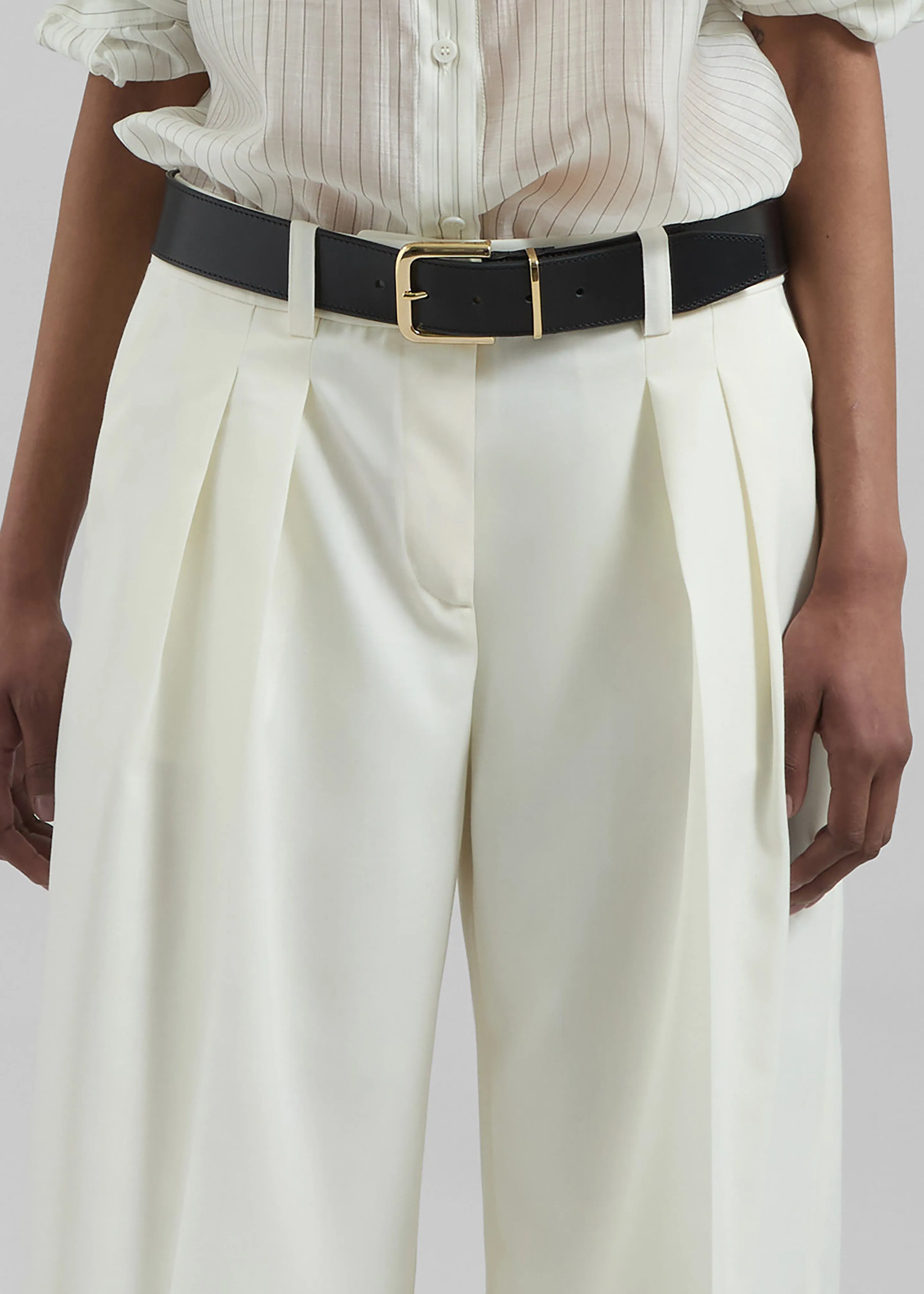 Bilbao Pleated Wool Bermuda Shorts - Off White sold by Frankie Shop product image thumbnail 5
