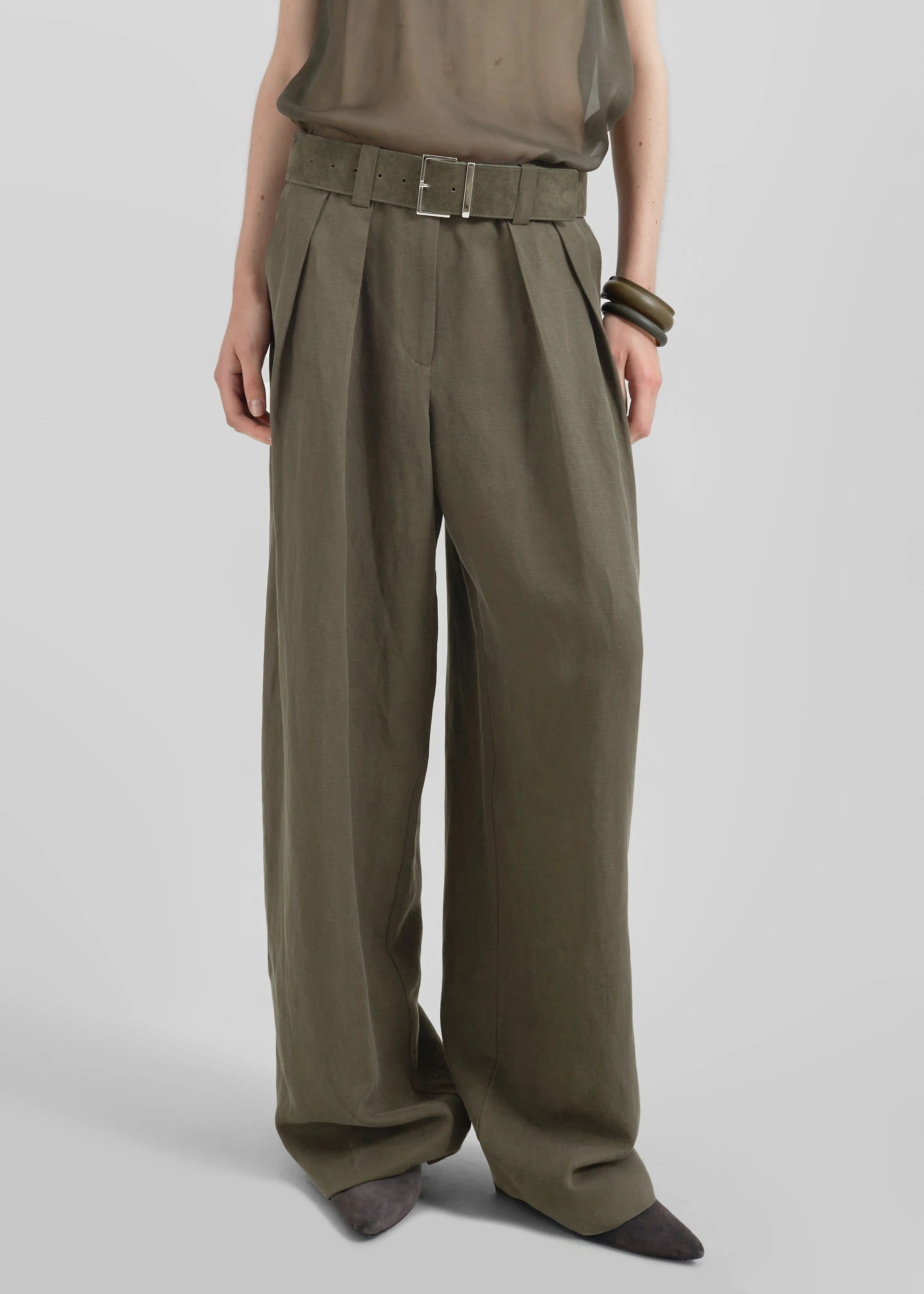 Daytona Pleated Linen Trousers - Khaki sold by Frankie Shop product image thumbnail 3