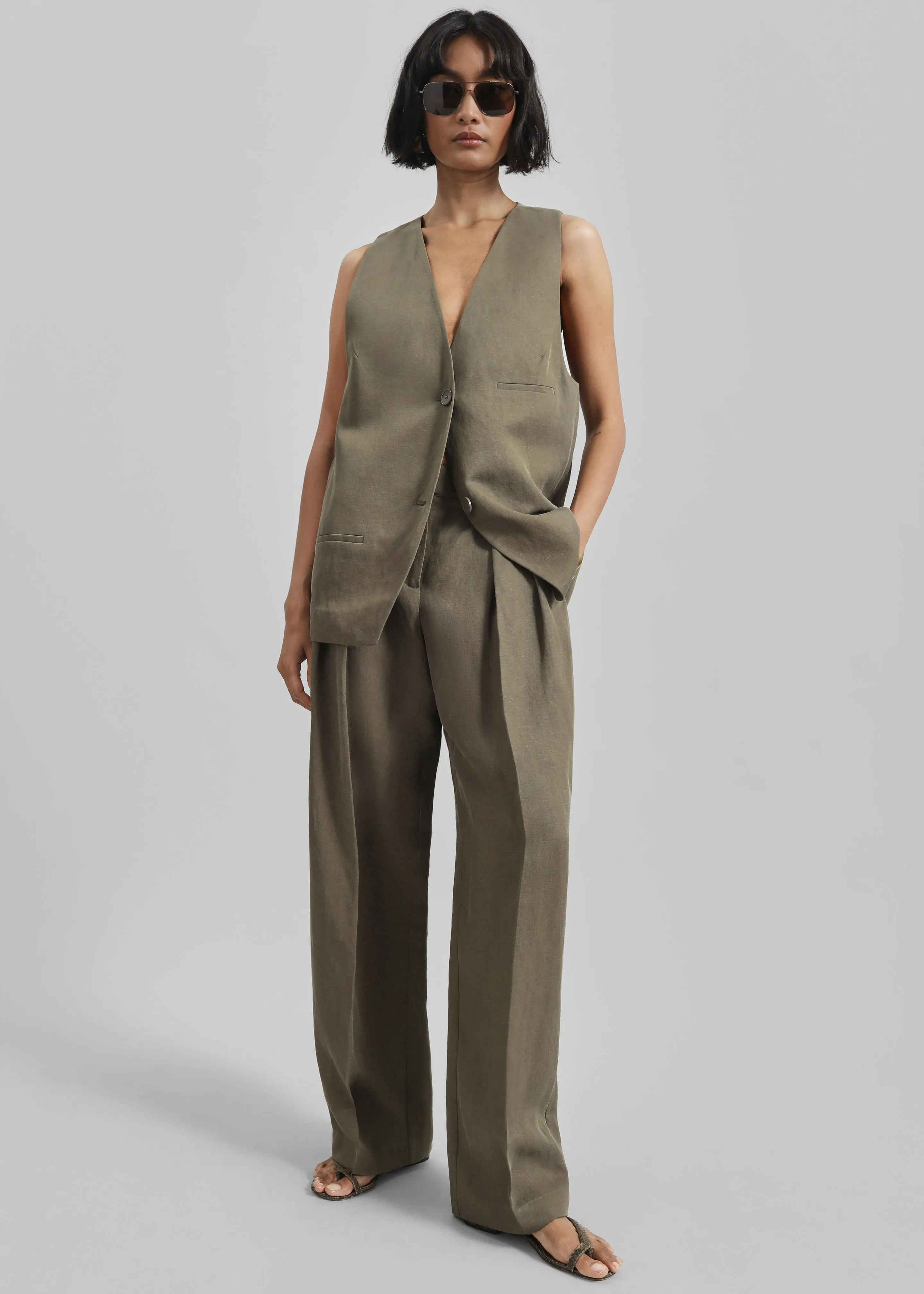 Daytona Pleated Linen Trousers - Khaki sold by Frankie Shop product image thumbnail 5