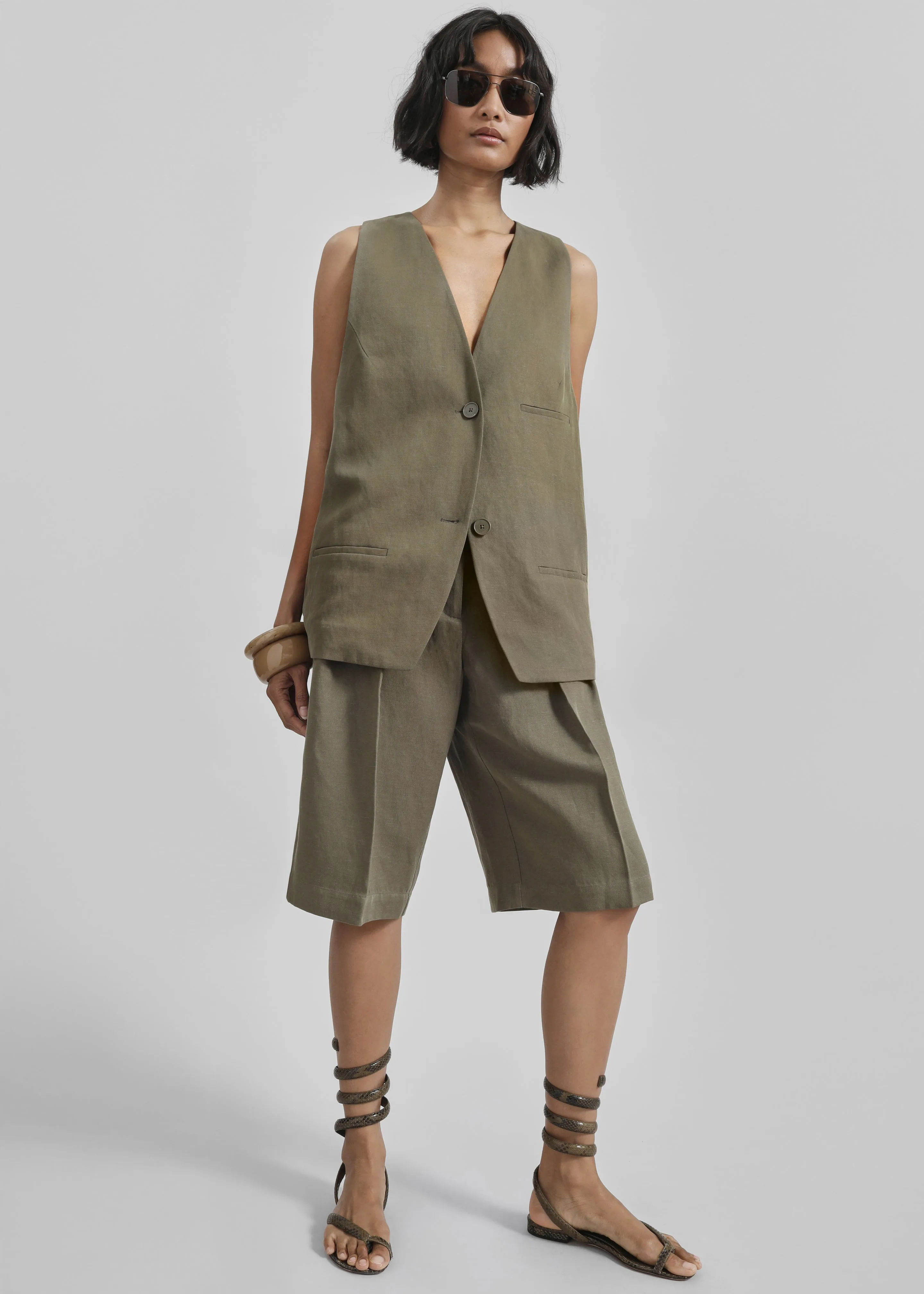Bilbao Pleated Linen Bermuda Shorts - Khaki sold by Frankie Shop product image thumbnail 3