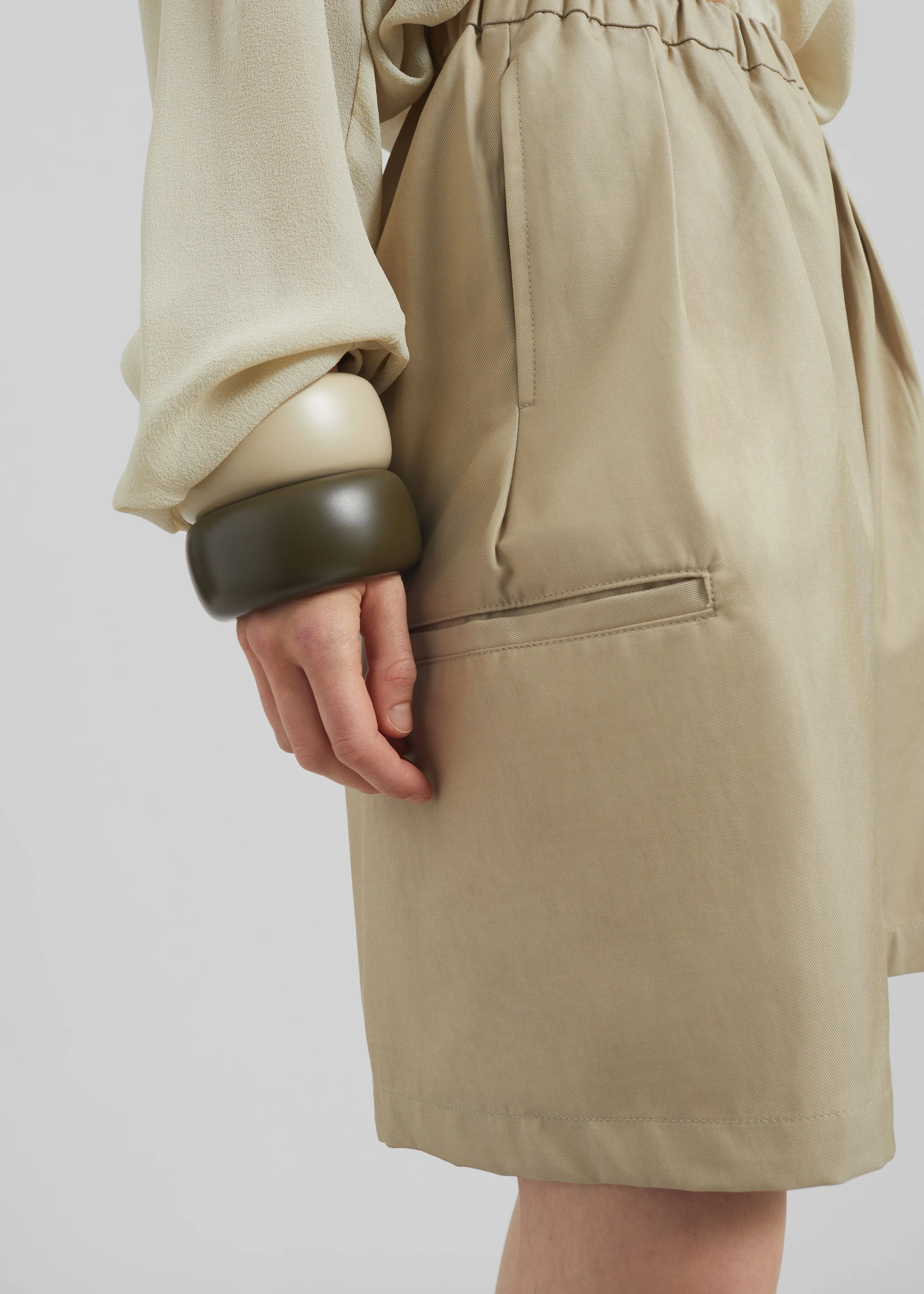 Bora Cotton Chino Shorts - Beige sold by Frankie Shop product image thumbnail 3