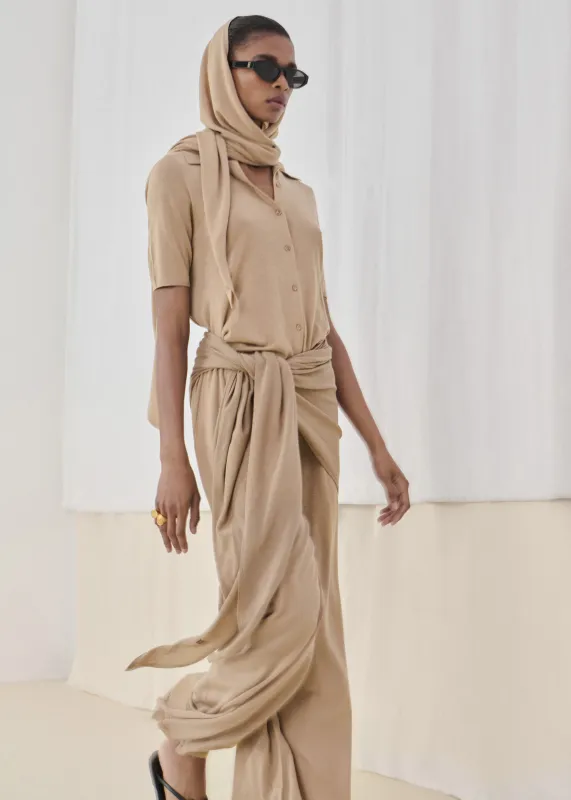 By Malene Birger Dorothea Scarf - Dark Sand made by By Malene Birger