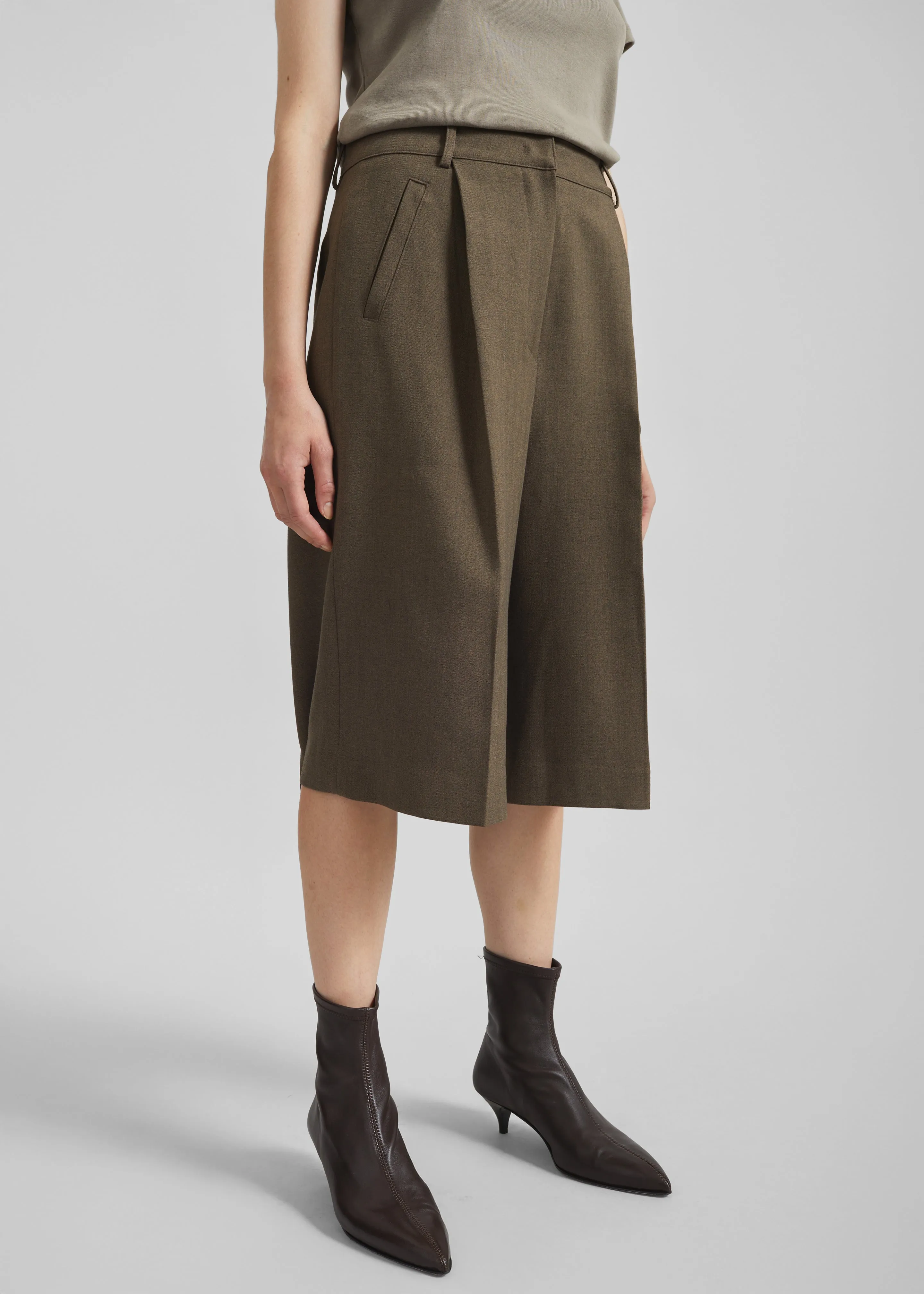 Ninove Bermuda Shorts - Olive Brown sold by Frankie Shop product image thumbnail 5