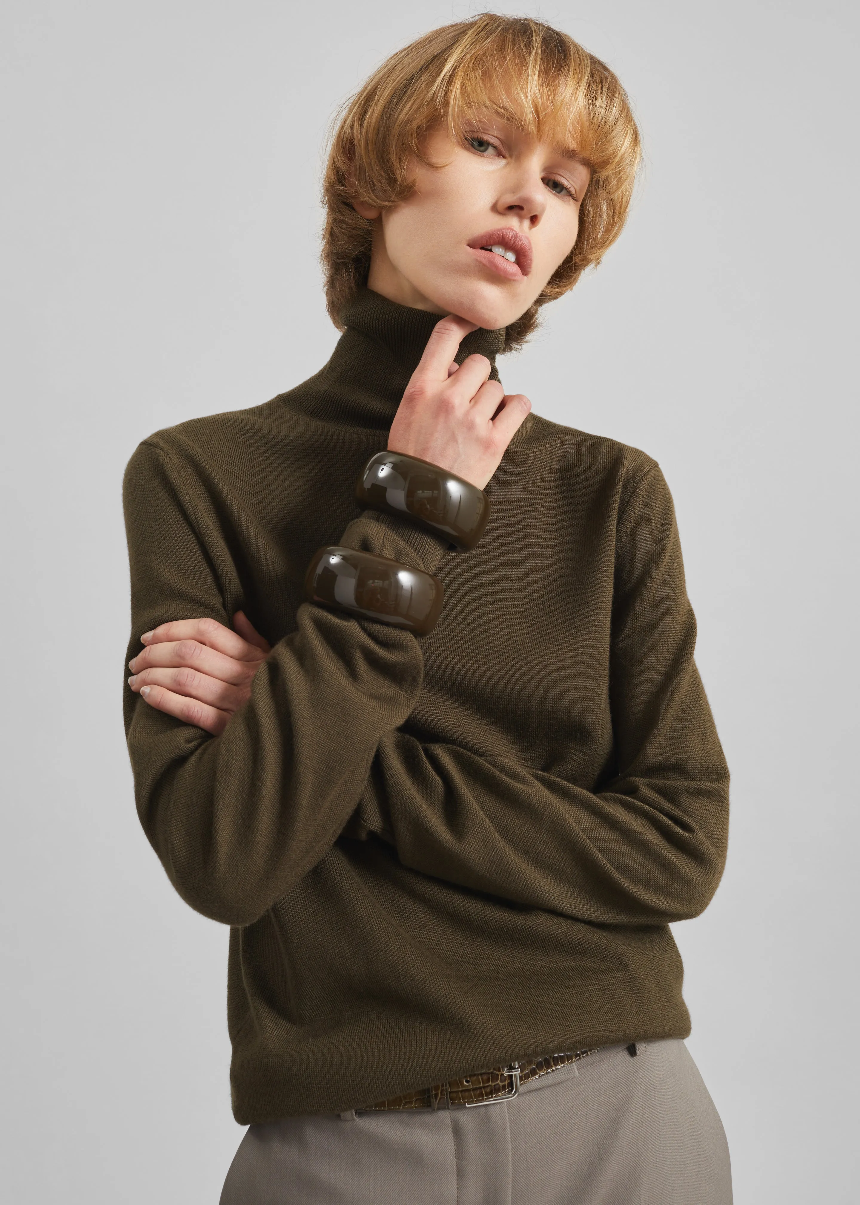 Eve Thin Turtleneck Sweater - Olive sold by Frankie Shop