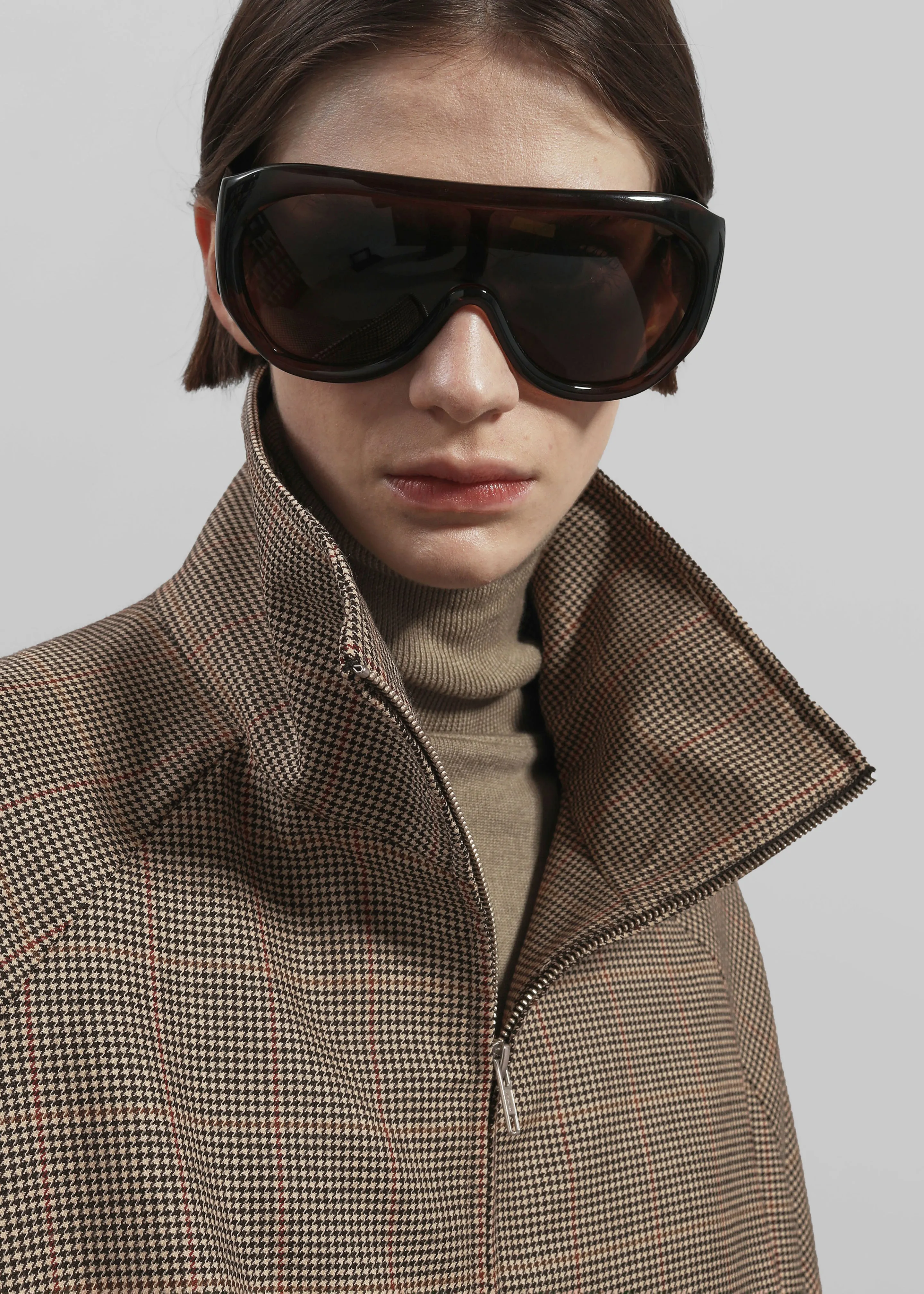 Baxter Houndstooth Track Jacket - Beige sold by Frankie Shop product image thumbnail 4