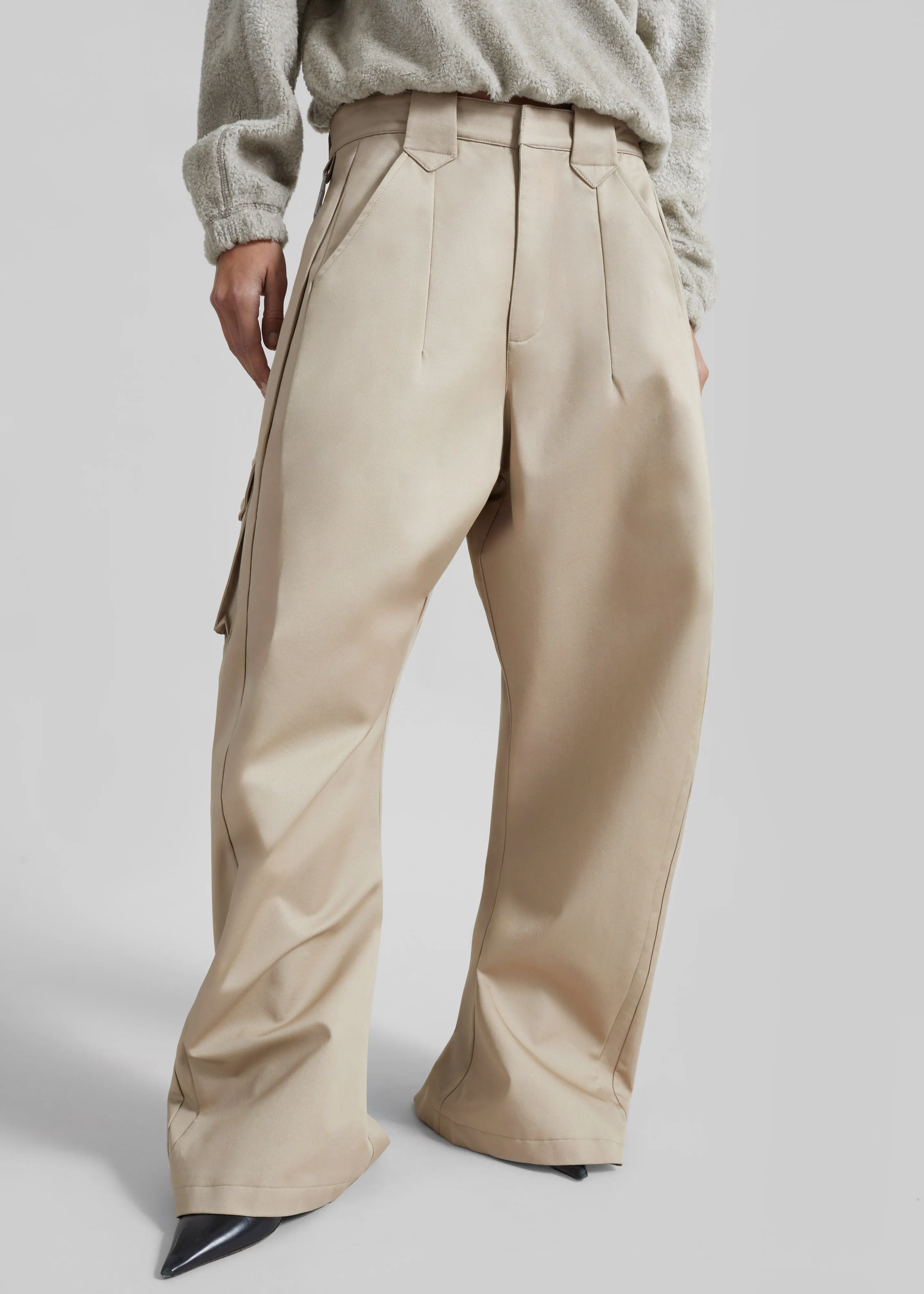 Pieces Uniques Le Cargo Pants Emin - Beige sold by Frankie Shop product image thumbnail 4
