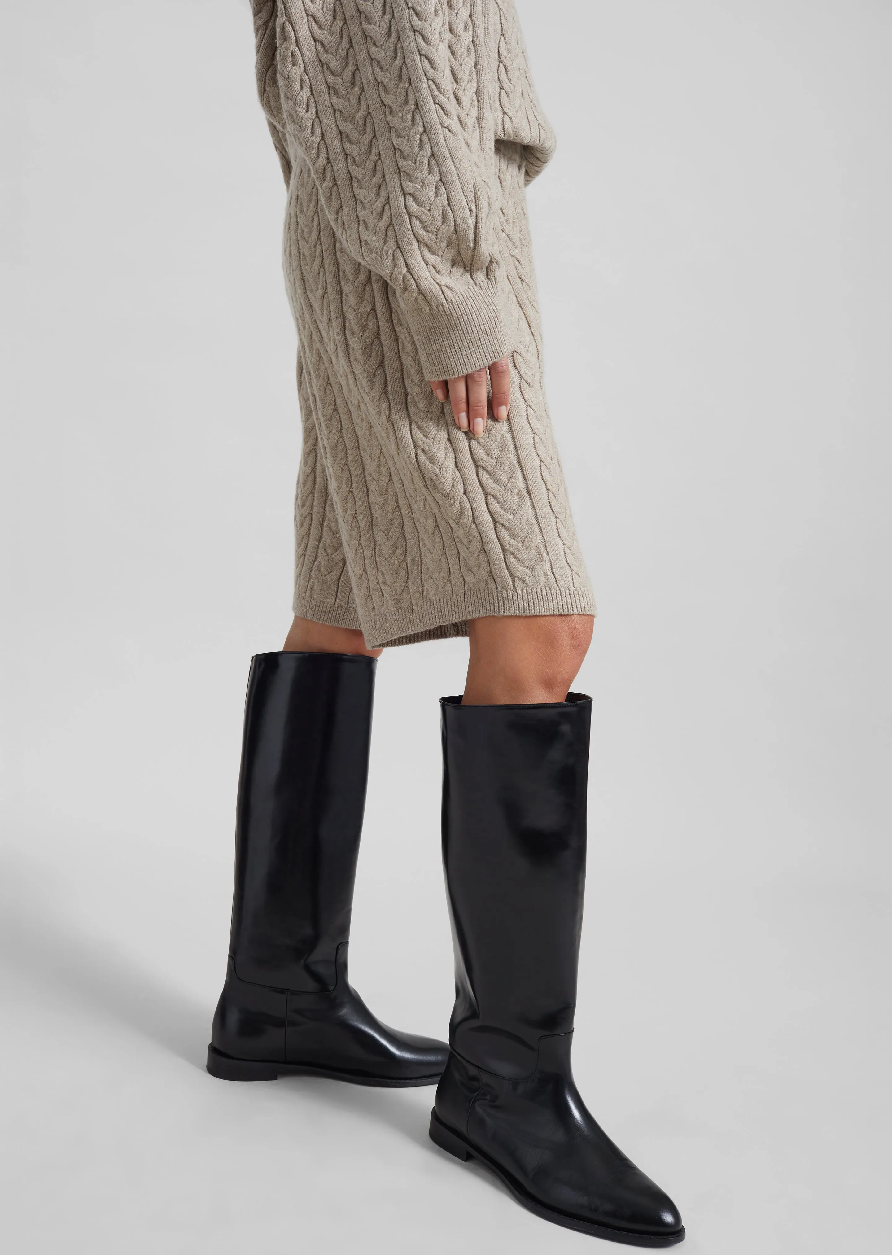 Karmoy Cable Knit Shorts - Beige sold by Frankie Shop product image thumbnail 5