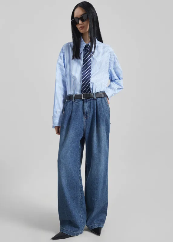 Buxton Pleated Wide Jeans - Medium Wash made by Frankie Shop