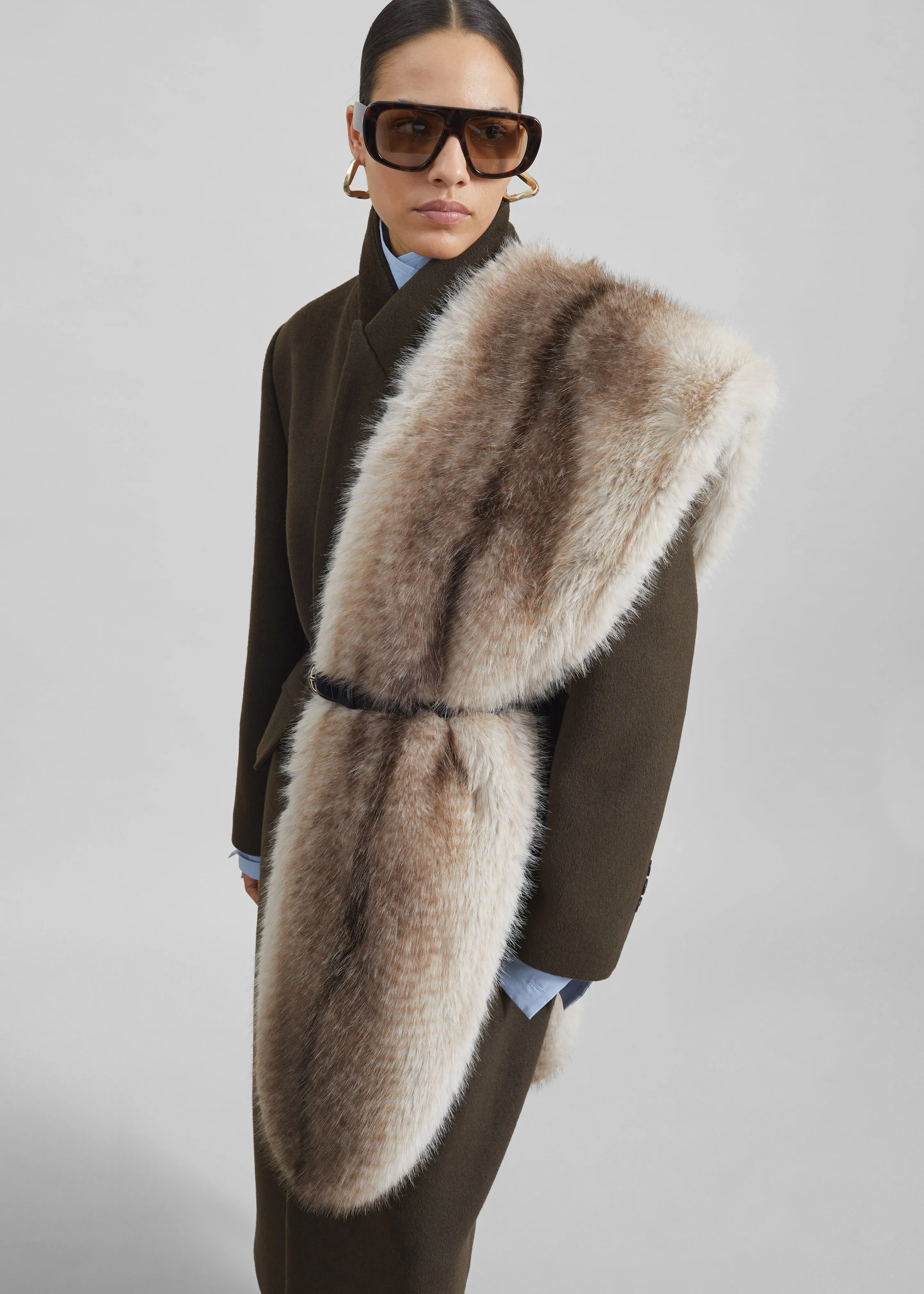 Ciasa Faux Fur Scarf - Grey sold by Frankie Shop product image thumbnail 3