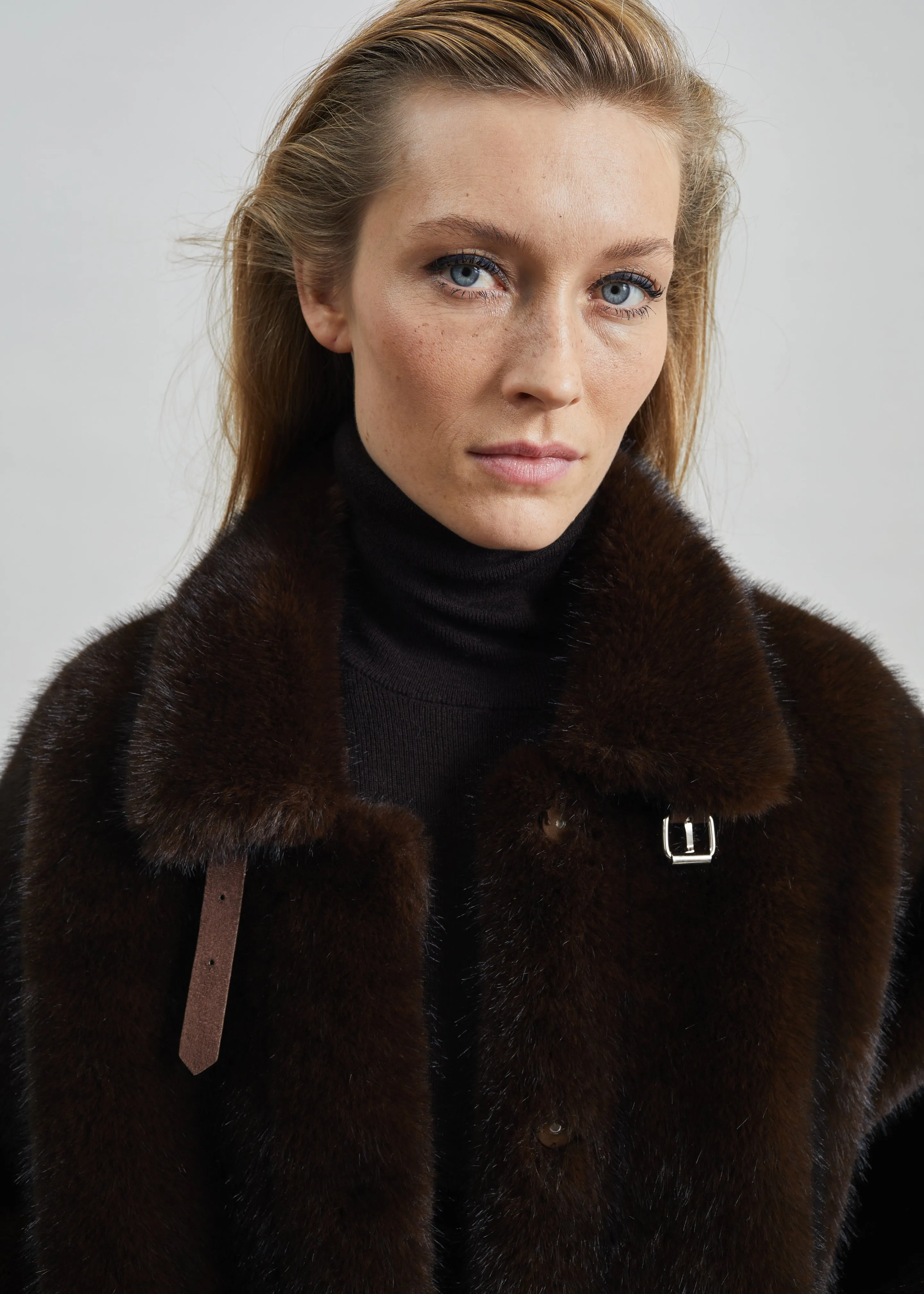 Senja Faux Fur Jacket - Dark Brown sold by Frankie Shop product image thumbnail 3