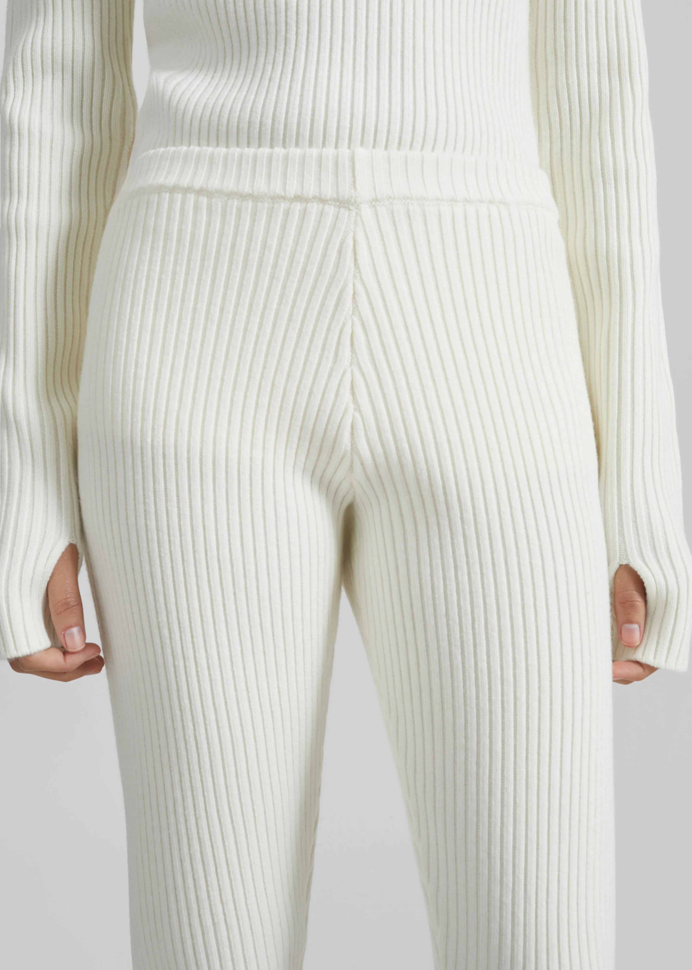 Piuma Knit Stirrup Leggings - White sold by Frankie Shop product image thumbnail 5