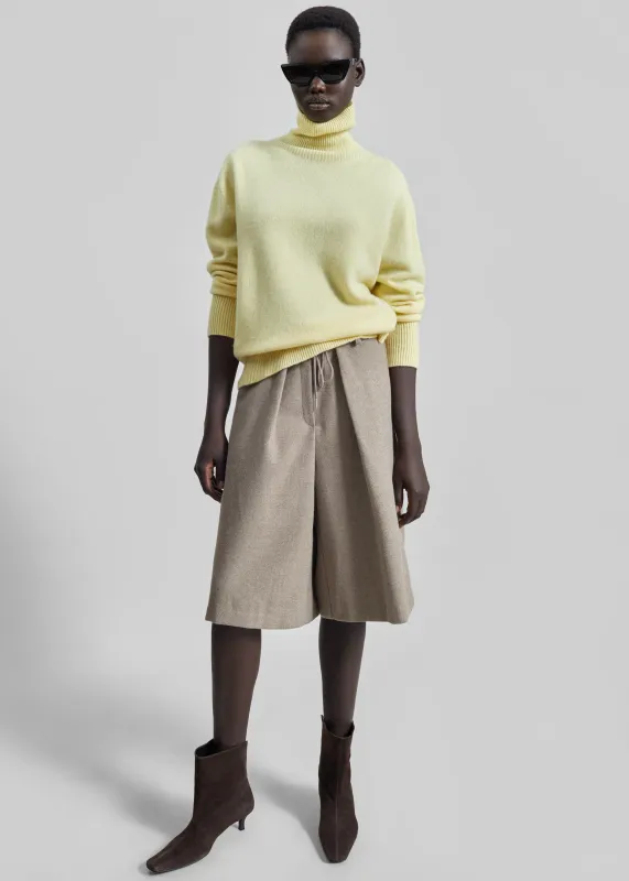 Alster Wool Turtleneck Sweater - Yellow made by Frankie Shop