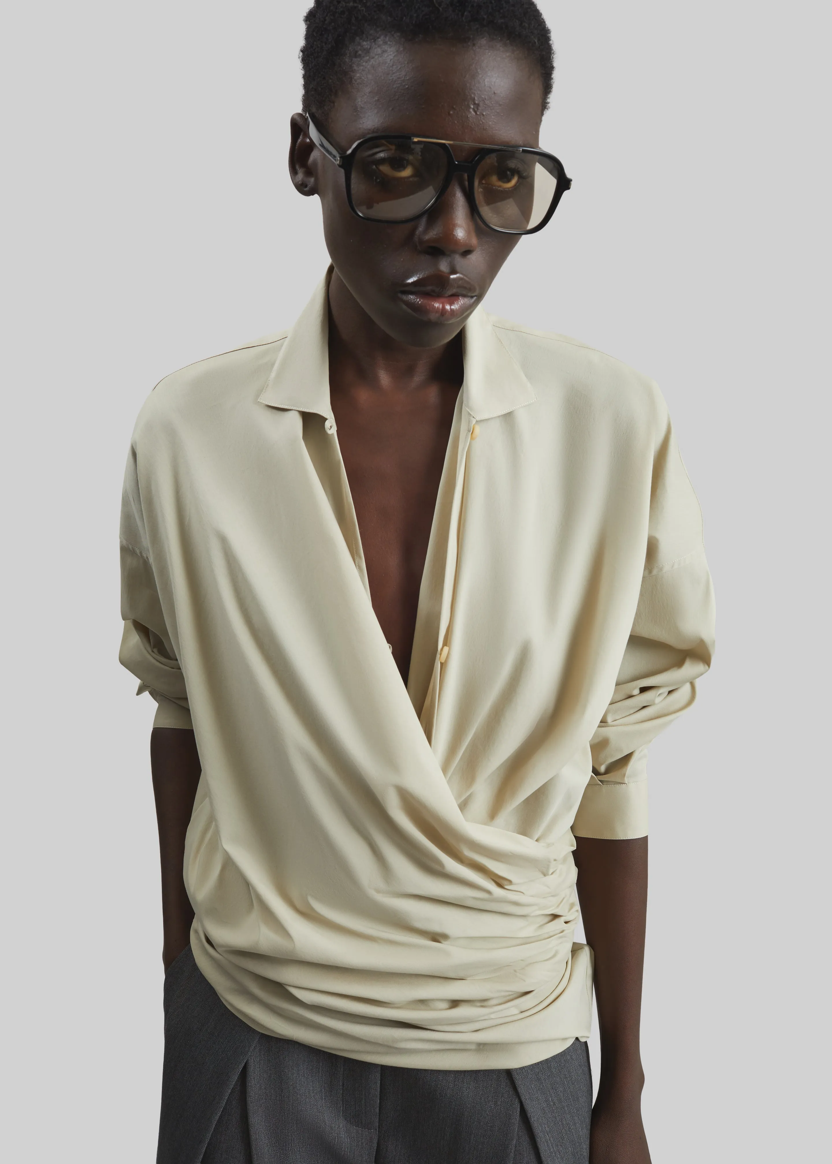 Darkpark Romy Light Cotton Popeline Drap Shirt - Beige sold by Frankie Shop product image thumbnail 5
