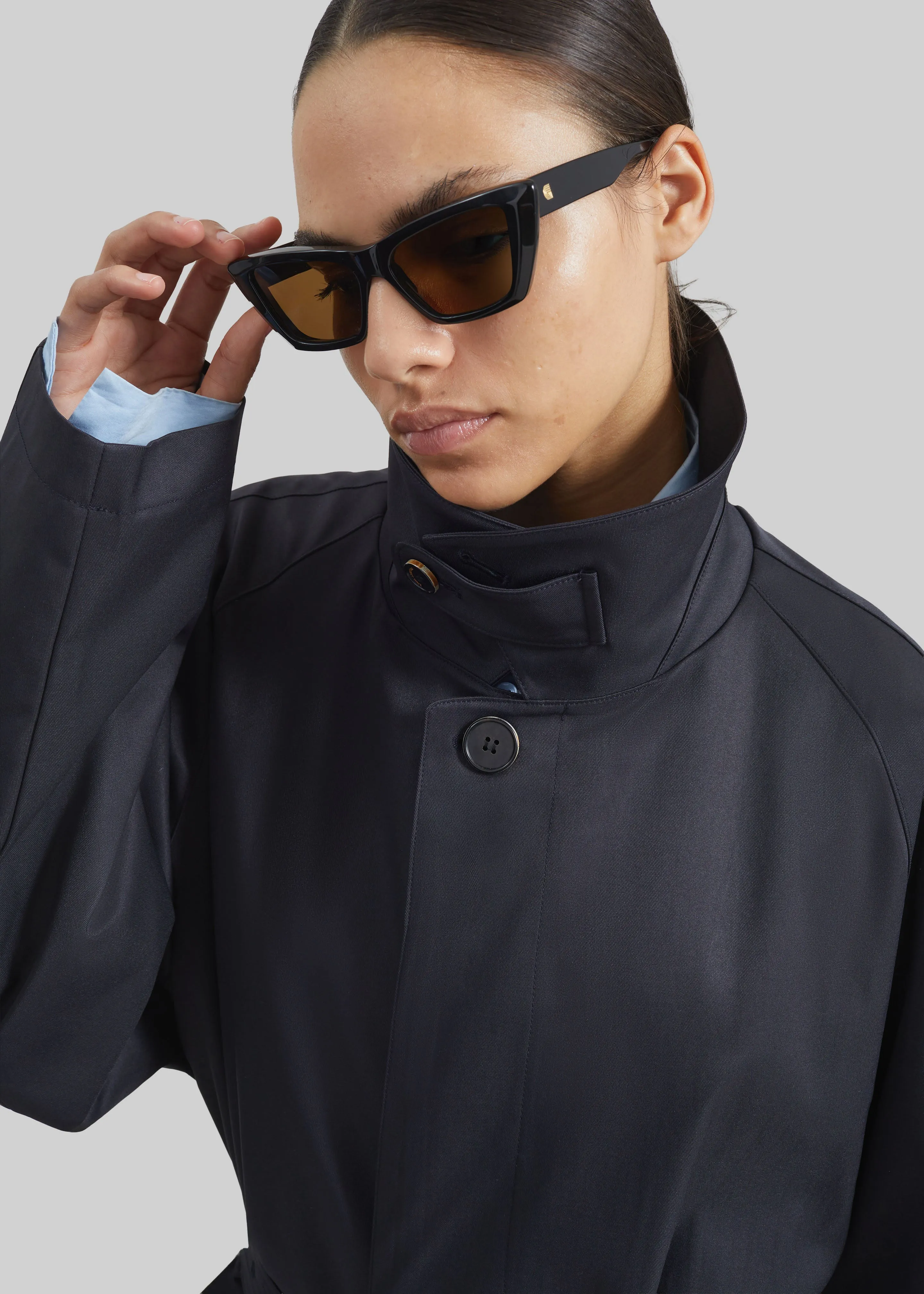 Berlare Trench Coat - Dark Navy sold by Frankie Shop product image thumbnail 3