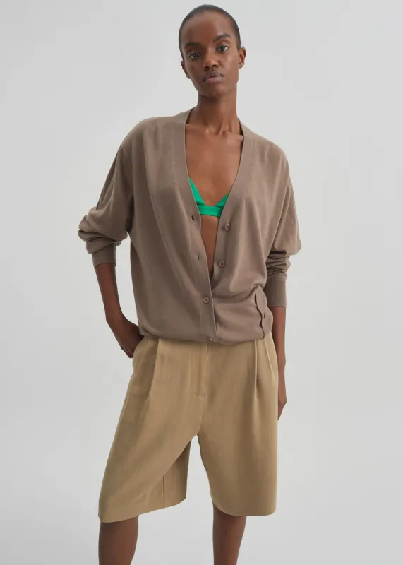 Marfa Linen Bermuda Shorts - Camel made by Frankie Shop