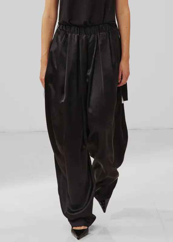Darkpark Simona Balloon Pants - Black made by DARKPARK