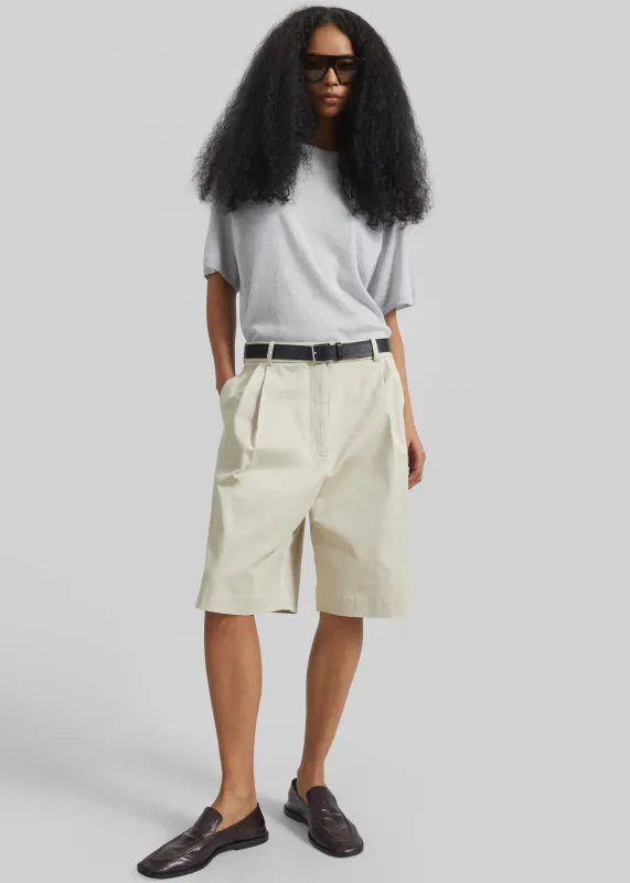 Marfa Cotton Pleated Bermuda - Light Beige made by Frankie Shop